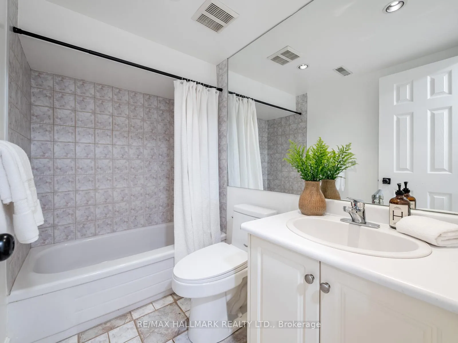 Photo 43 of 26 Eastmount Avenue, Toronto, Playter Estates-Danforth — HOMEH