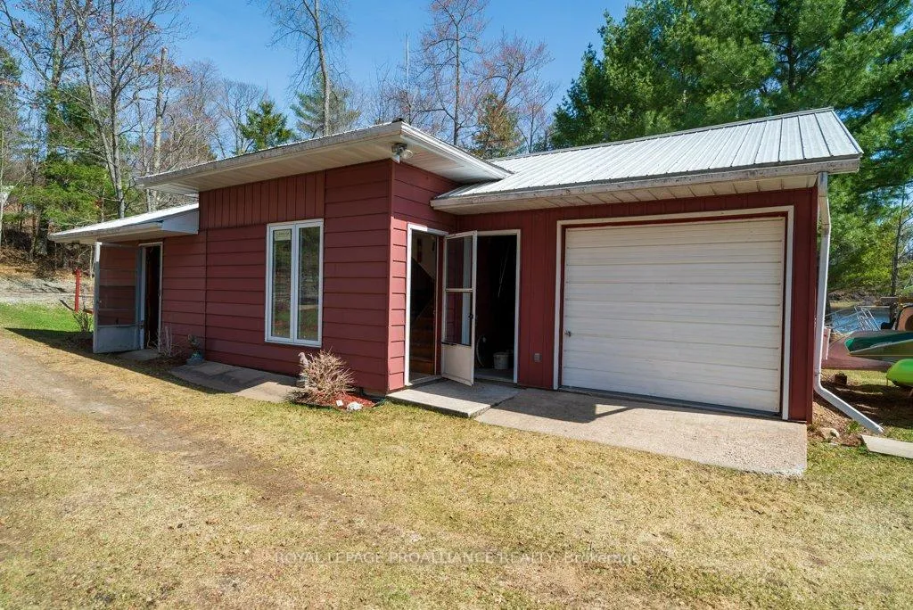 Photo 17 of 1063 Perry Road, Frontenac, Frontenac North — HOMEH