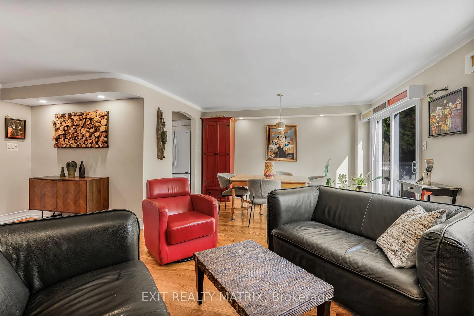 Photo 17 of 1401 Bortolotti Crescent, Ottawa, Pineview — HOMEH