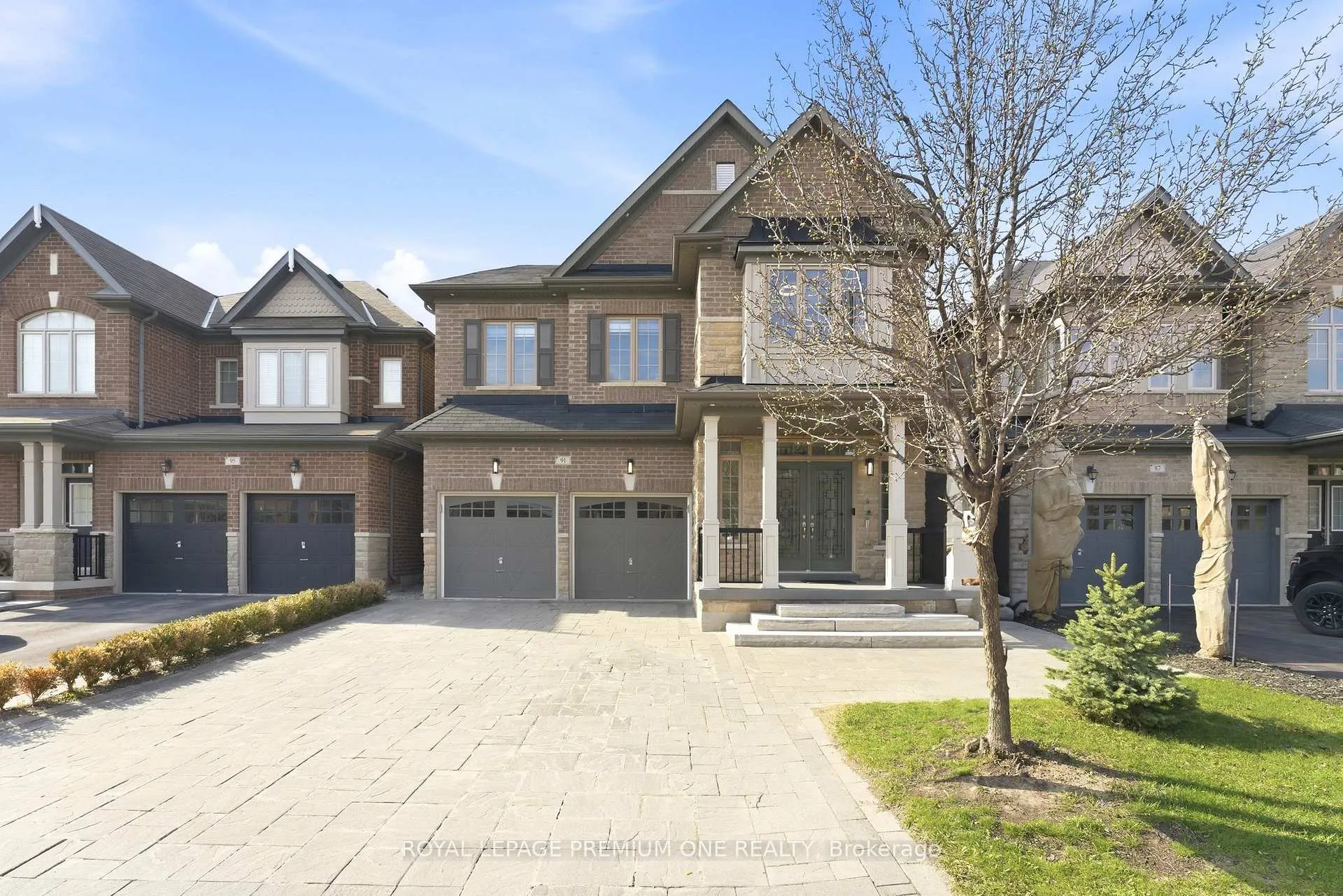 Photo 4 of 91 Card Lumber Crescent, Vaughan, Kleinburg — HOMEH