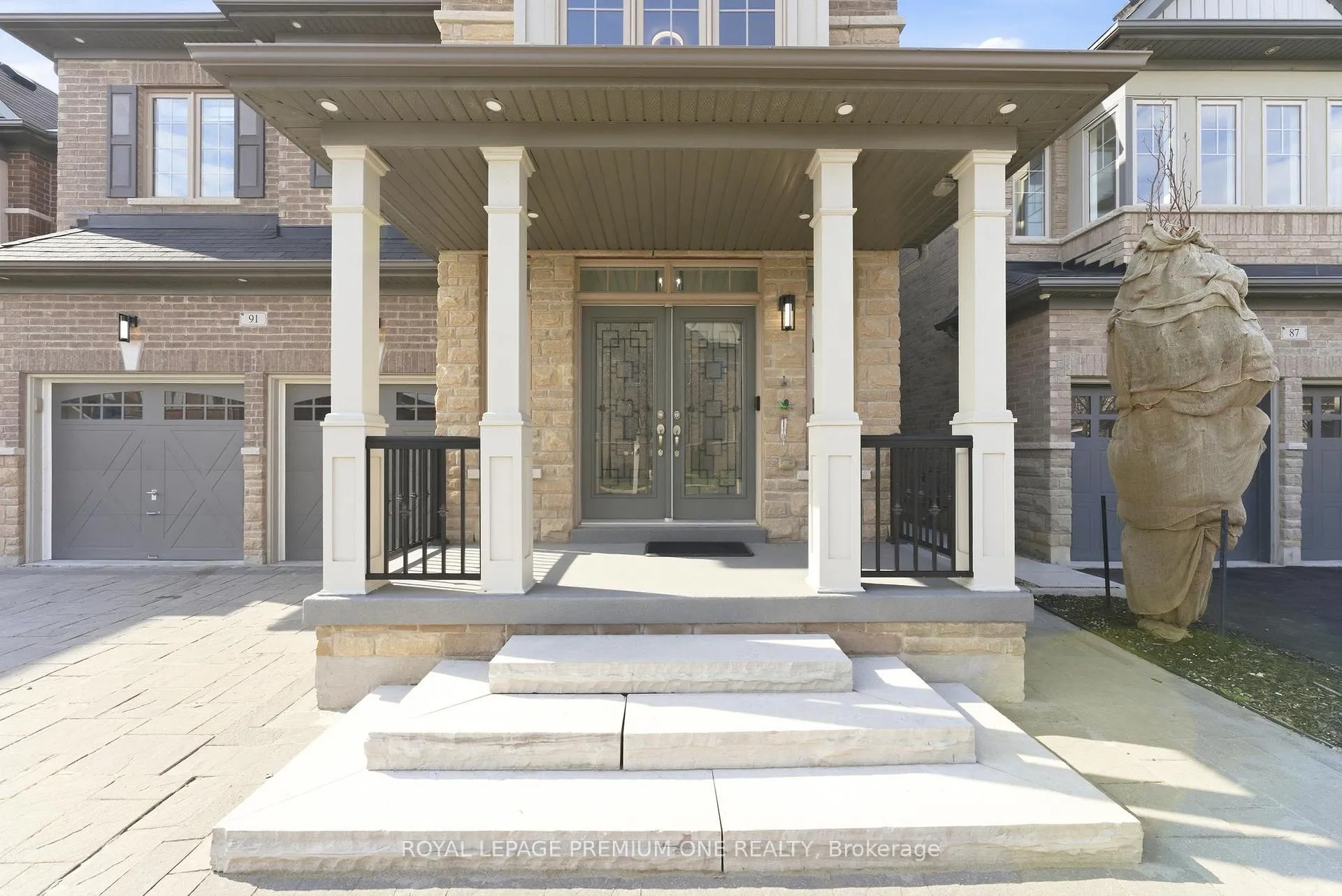 Photo 6 of 91 Card Lumber Crescent, Vaughan, Kleinburg — HOMEH
