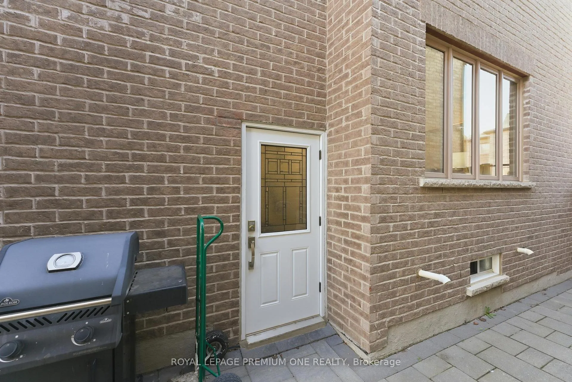 Photo 42 of 91 Card Lumber Crescent, Vaughan, Kleinburg — HOMEH