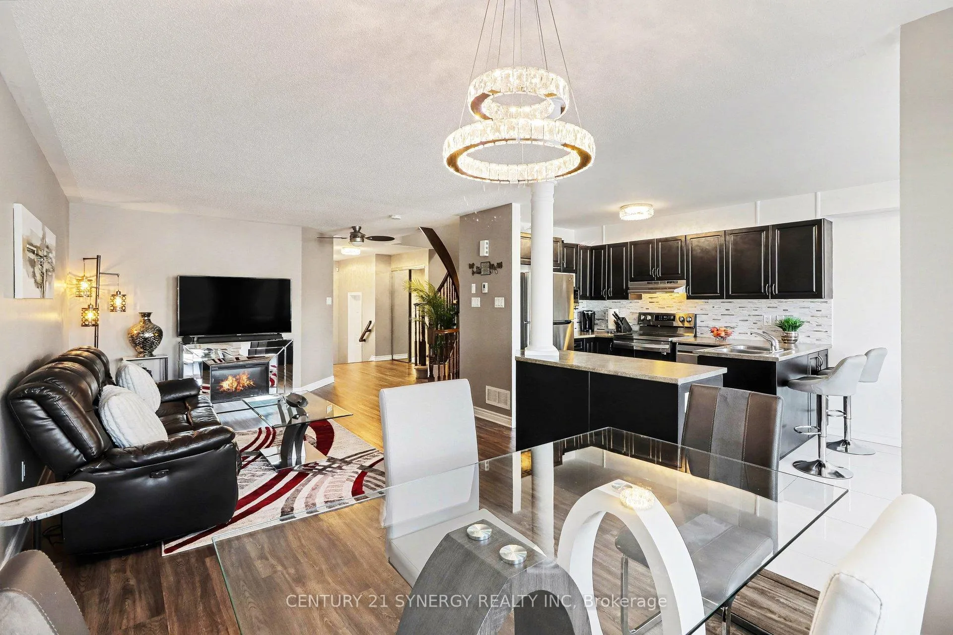 Photo 8 of 114 Silvermoon Crescent, Ottawa, Avalon East — HOMEH
