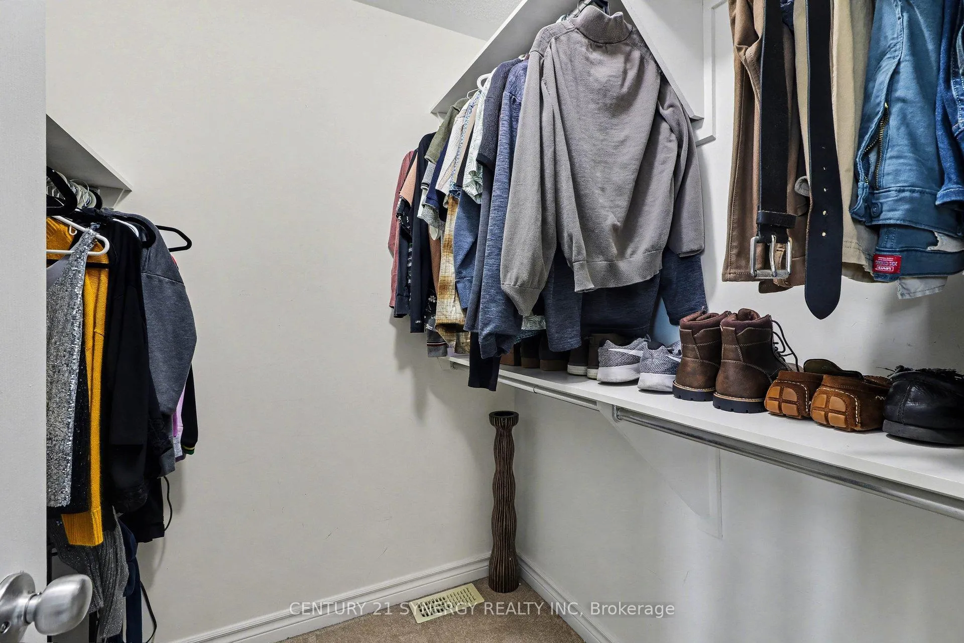 Photo 21 of 114 Silvermoon Crescent, Ottawa, Avalon East — HOMEH