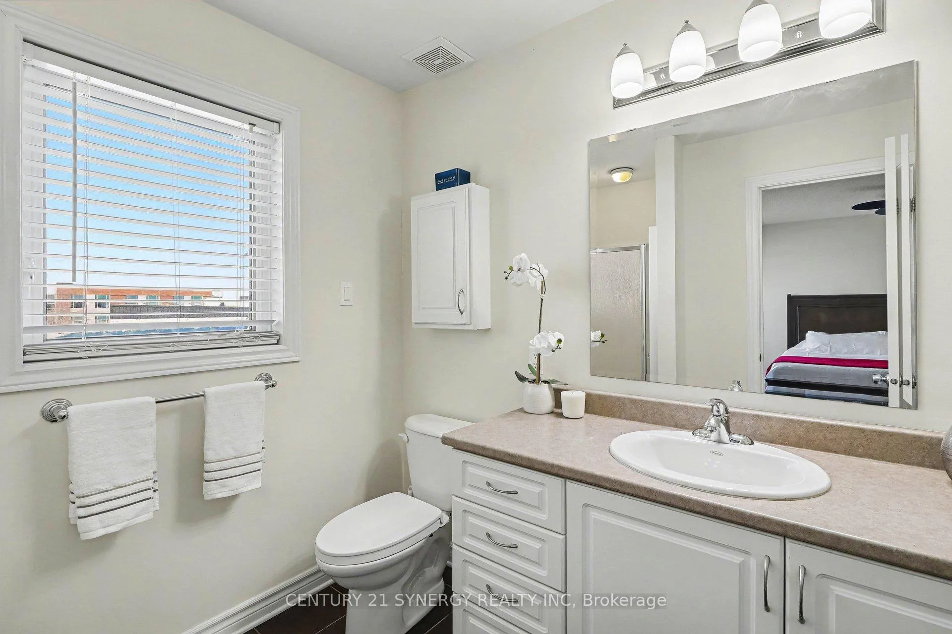 Photo 22 of 114 Silvermoon Crescent, Ottawa, Avalon East — HOMEH