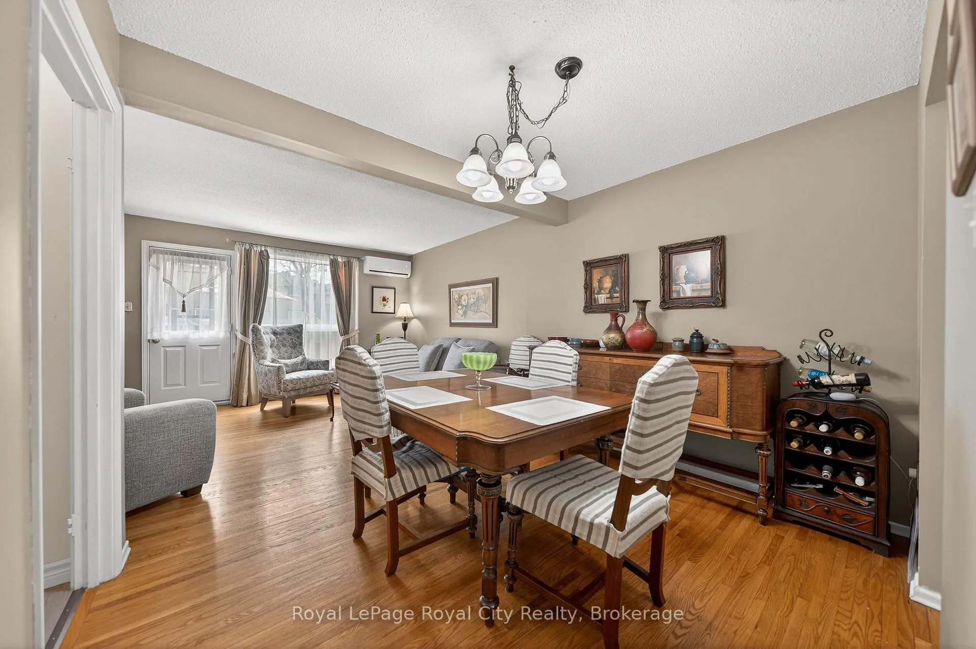Photo 8 of Unit 11, 41 Rhonda Road, Guelph, Willow West/Sugarbush/West Acres — HOMEH