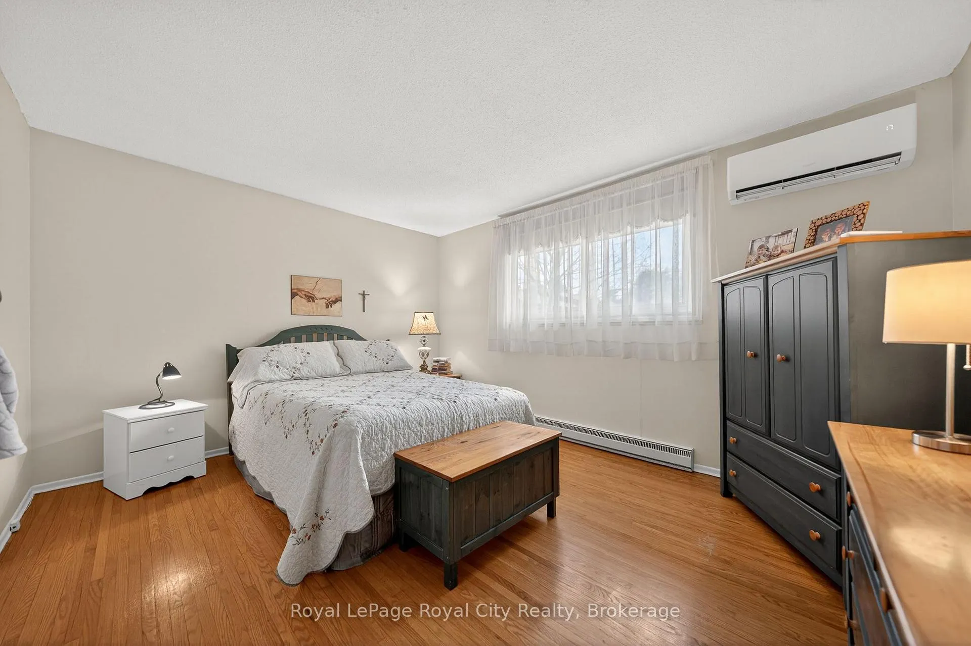 Photo 11 of Unit 11, 41 Rhonda Road, Guelph, Willow West/Sugarbush/West Acres — HOMEH