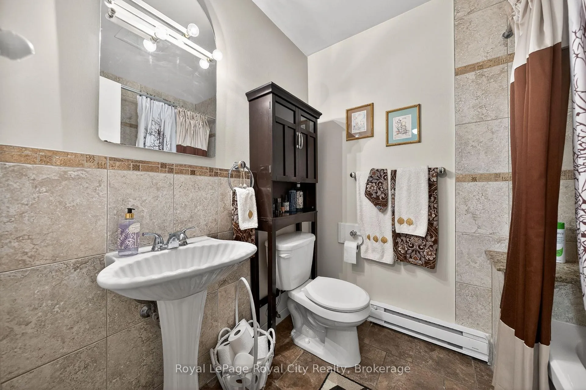 Photo 12 of Unit 11, 41 Rhonda Road, Guelph, Willow West/Sugarbush/West Acres — HOMEH