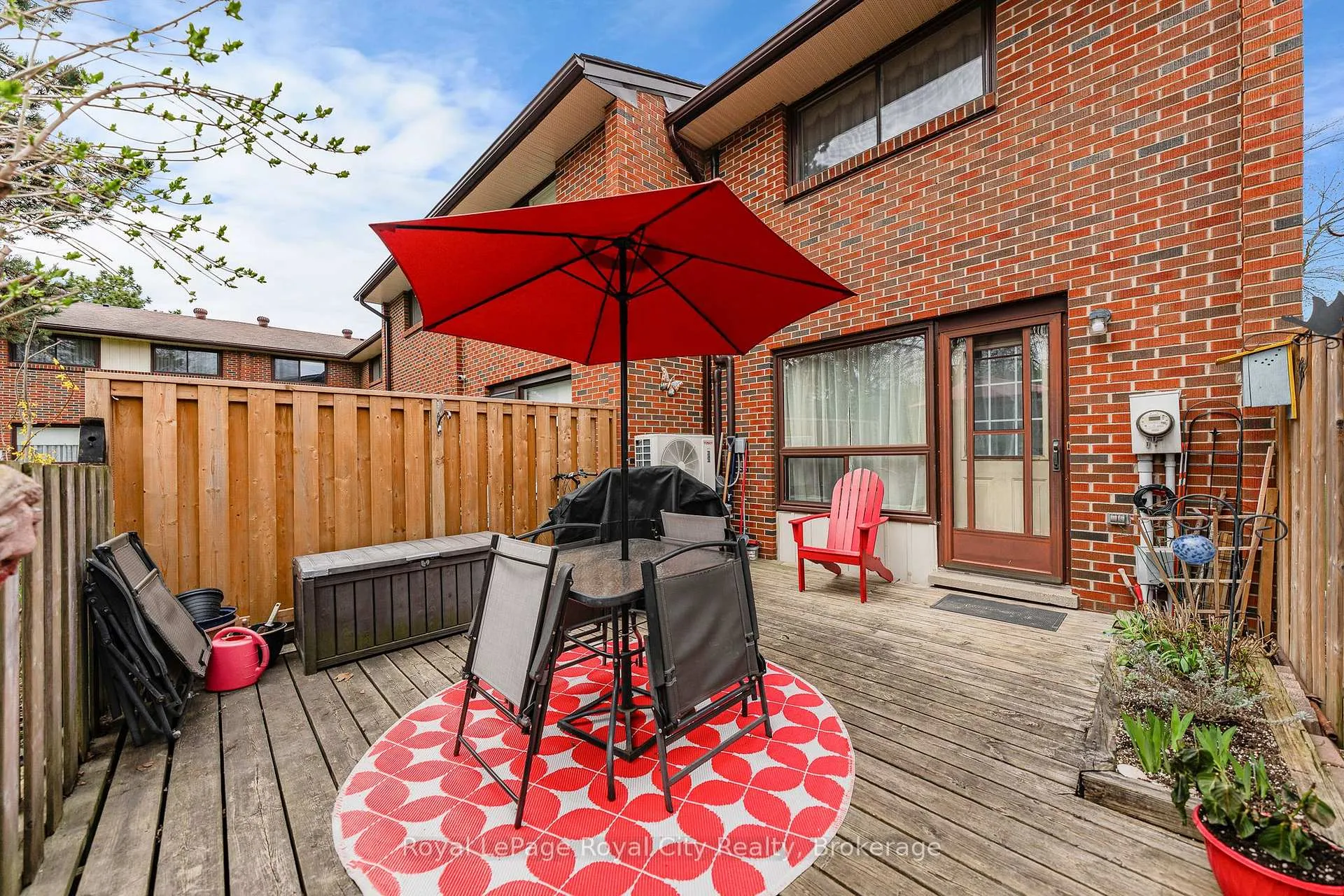 Photo 18 of Unit 11, 41 Rhonda Road, Guelph, Willow West/Sugarbush/West Acres — HOMEH