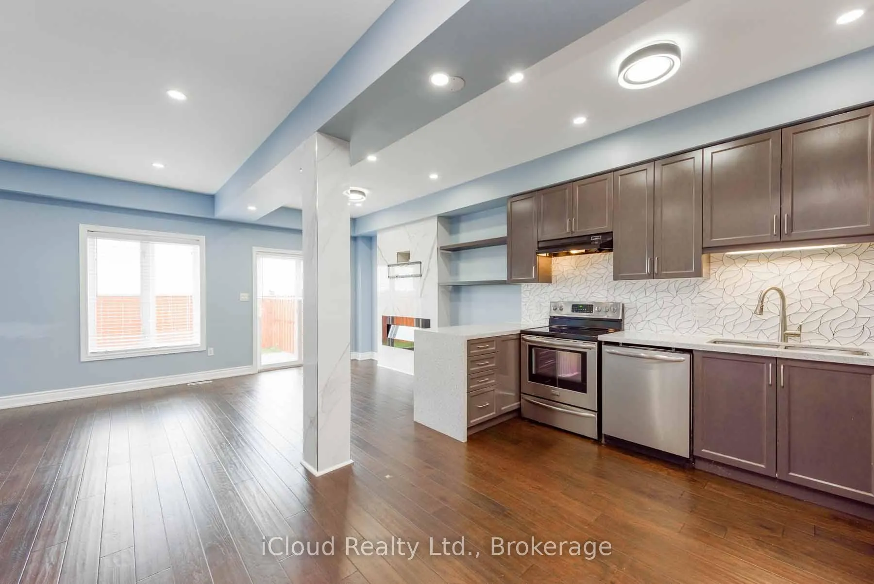Photo 6 of 42 Serenity Lane, Hamilton, Stoney Creek — HOMEH