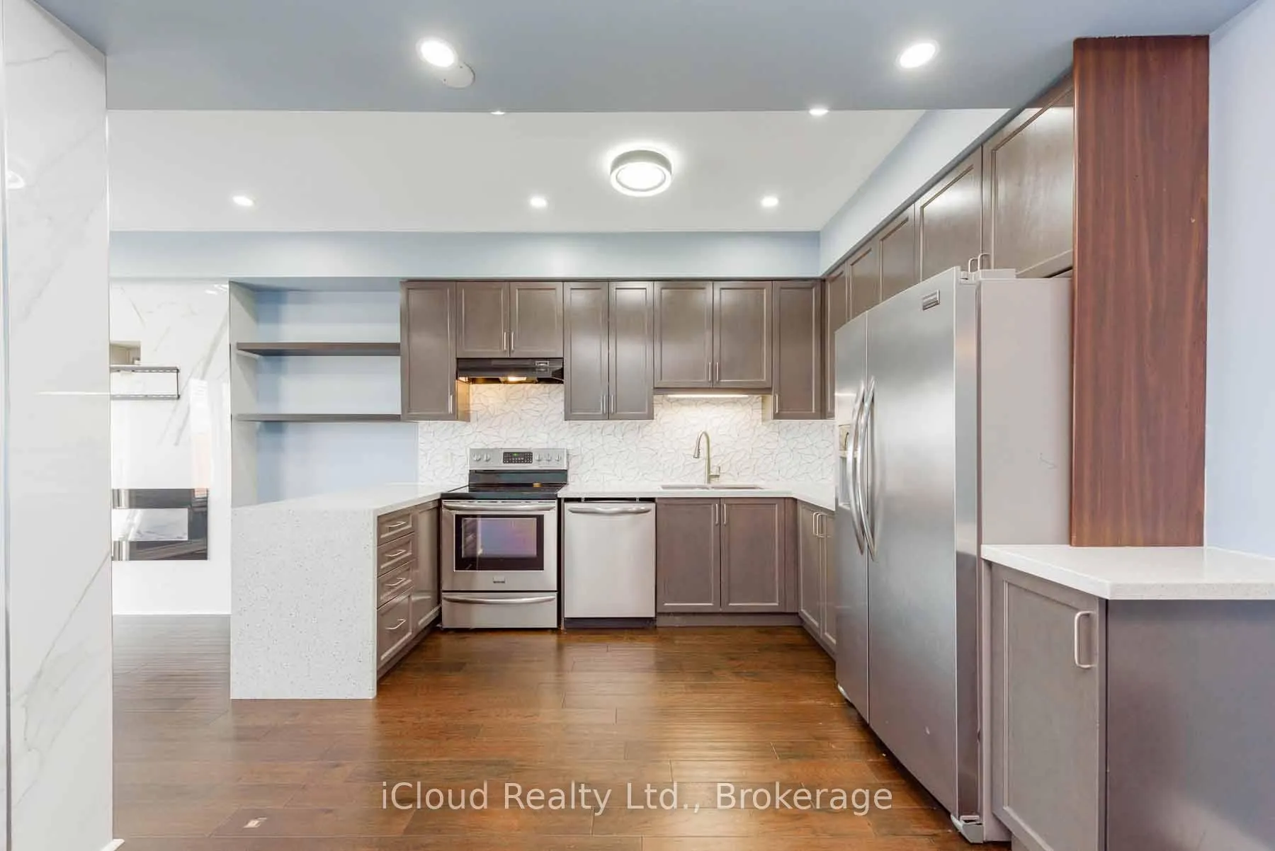 Photo 11 of 42 Serenity Lane, Hamilton, Stoney Creek — HOMEH