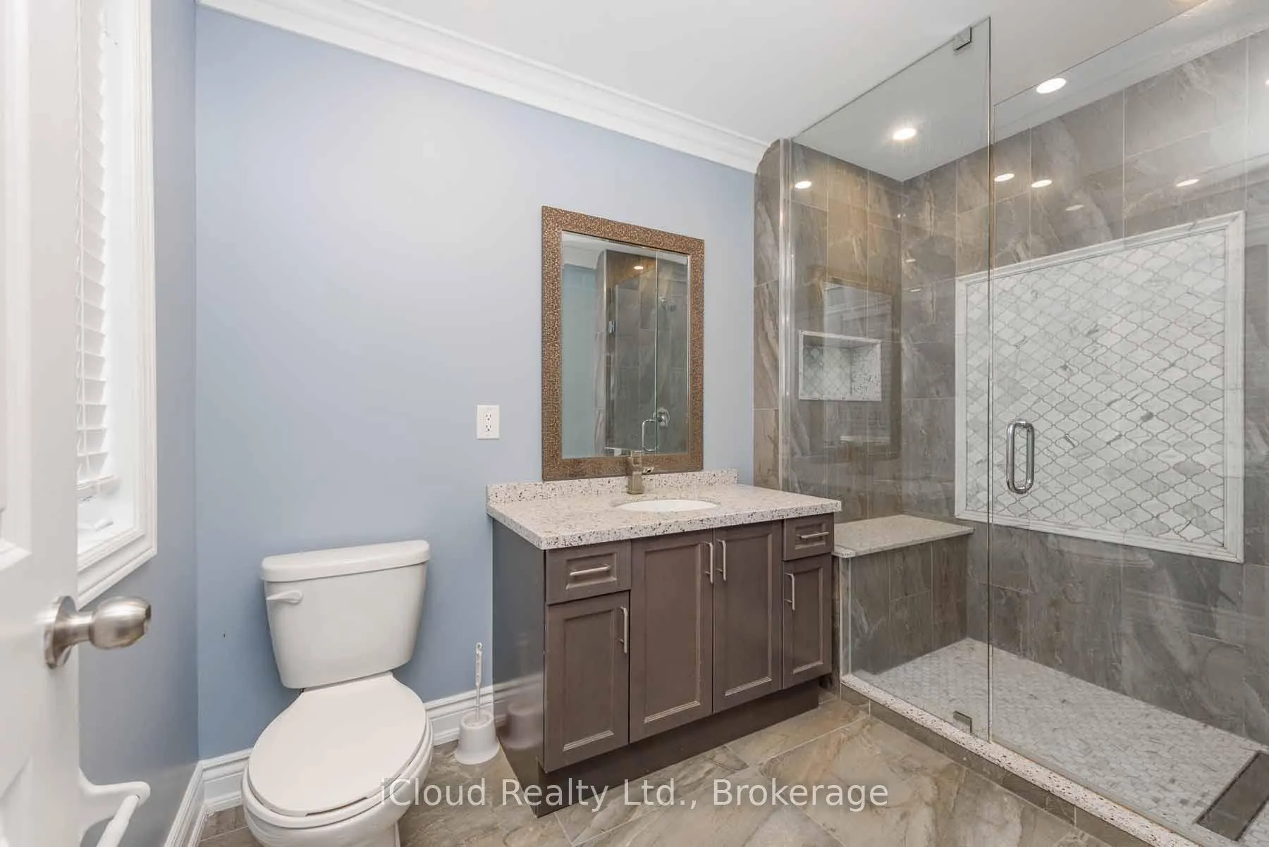 Photo 19 of 42 Serenity Lane, Hamilton, Stoney Creek — HOMEH