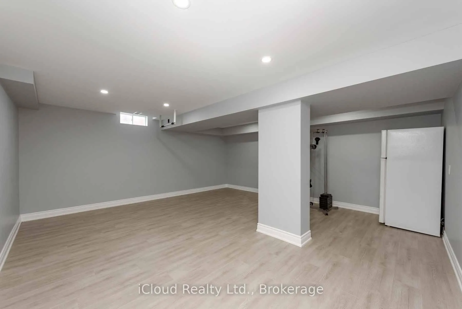 Photo 28 of 42 Serenity Lane, Hamilton, Stoney Creek — HOMEH