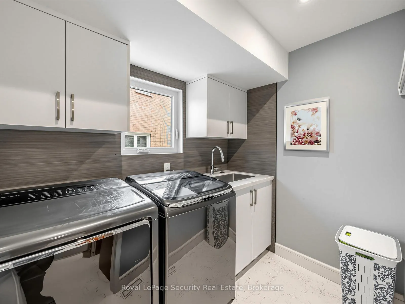 Photo 16 of 14 Jeremy Place, Brampton, Northgate — HOMEH
