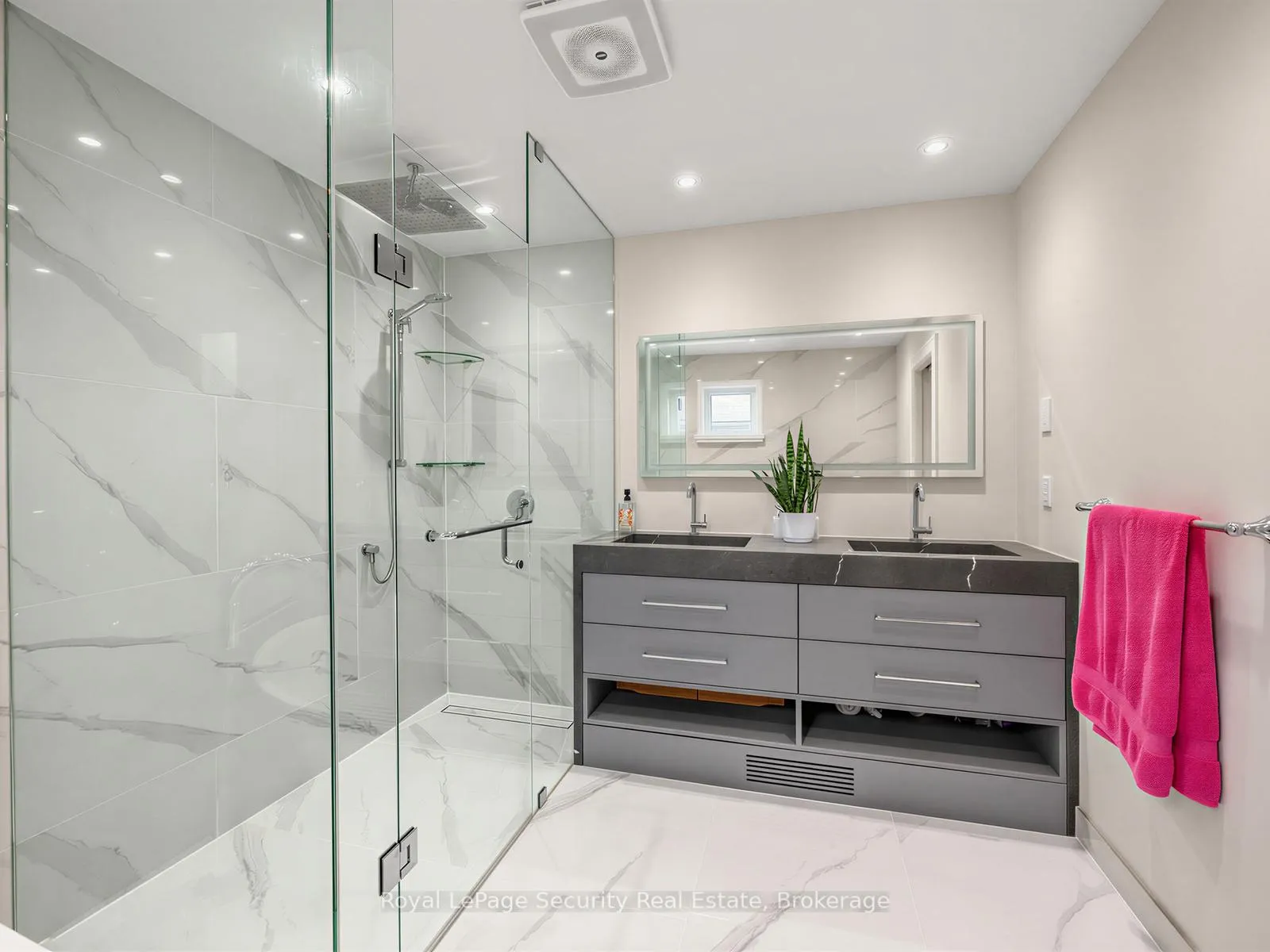 Photo 23 of 14 Jeremy Place, Brampton, Northgate — HOMEH