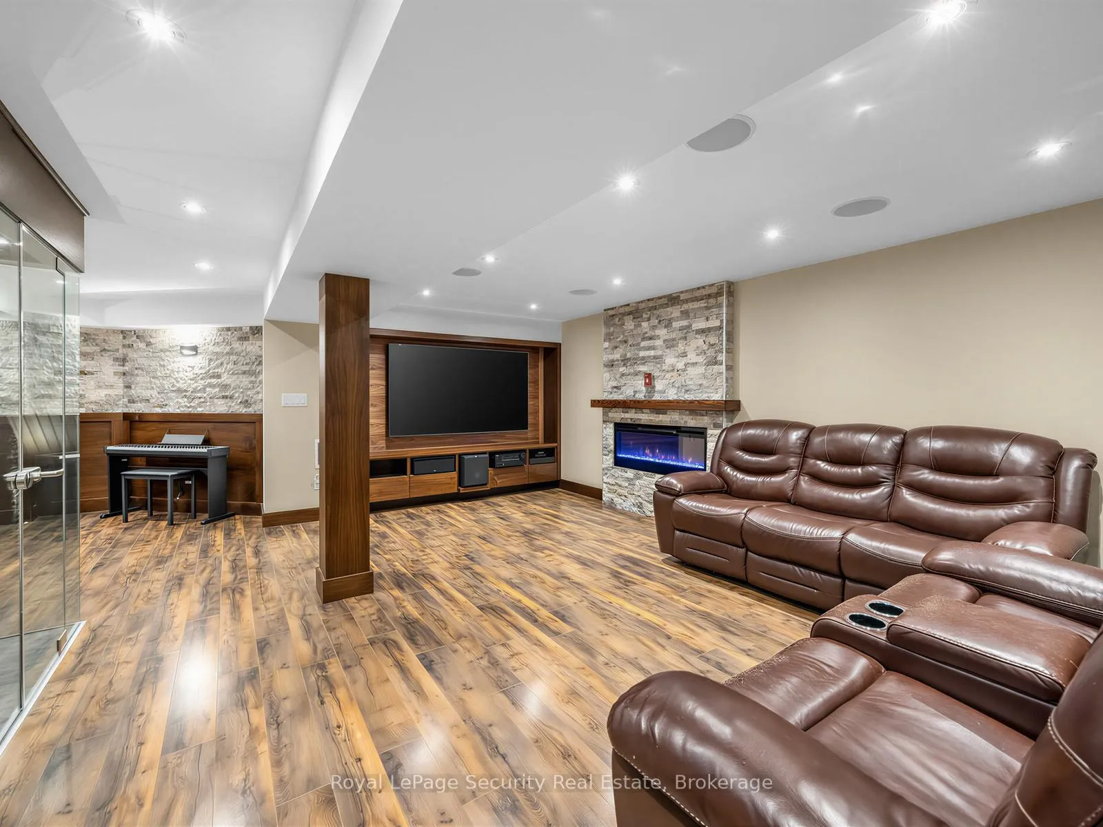 Photo 28 of 14 Jeremy Place, Brampton, Northgate — HOMEH