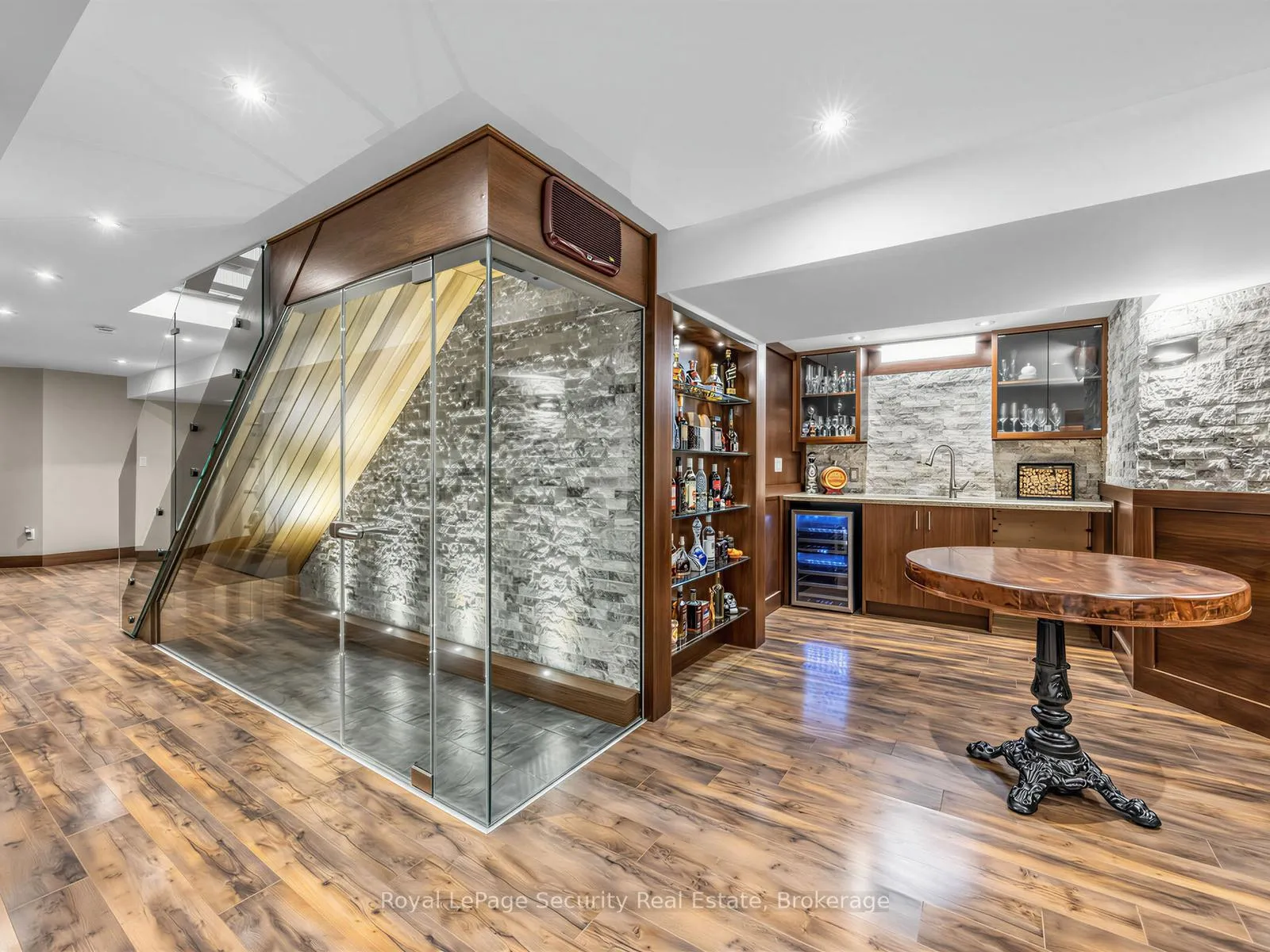 Photo 30 of 14 Jeremy Place, Brampton, Northgate — HOMEH