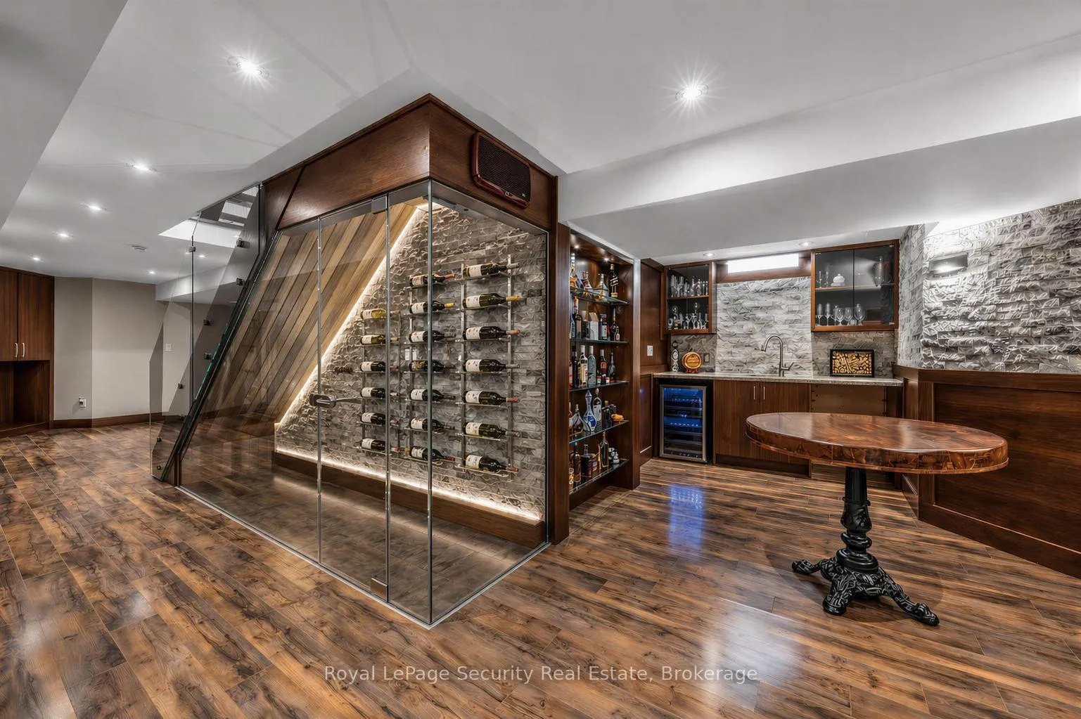 Photo 31 of 14 Jeremy Place, Brampton, Northgate — HOMEH