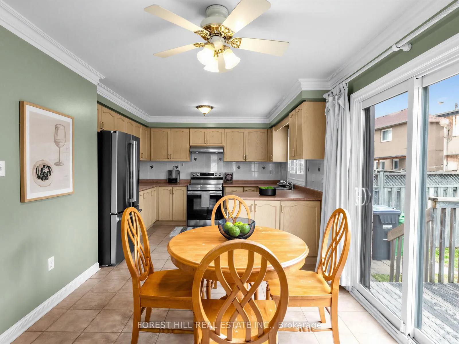 Photo 7 of 5 Manitoba Place, Brampton, Sandringham-Wellington — HOMEH