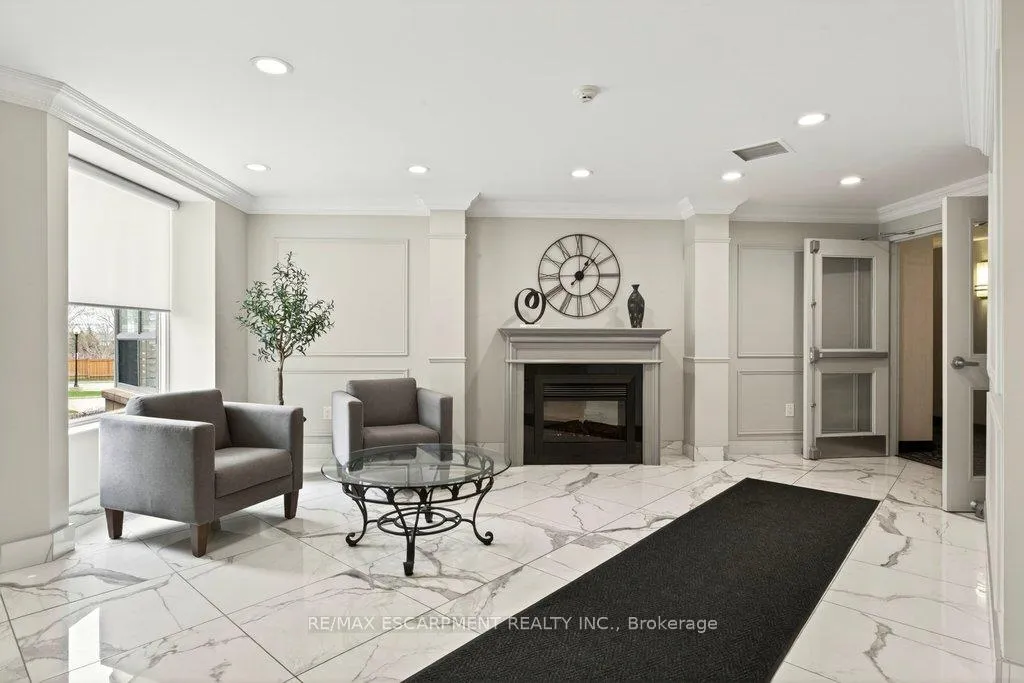 Photo 3 of Unit PH8, 2085 Amherst Heights Drive, Burlington, Brant Hills — HOMEH