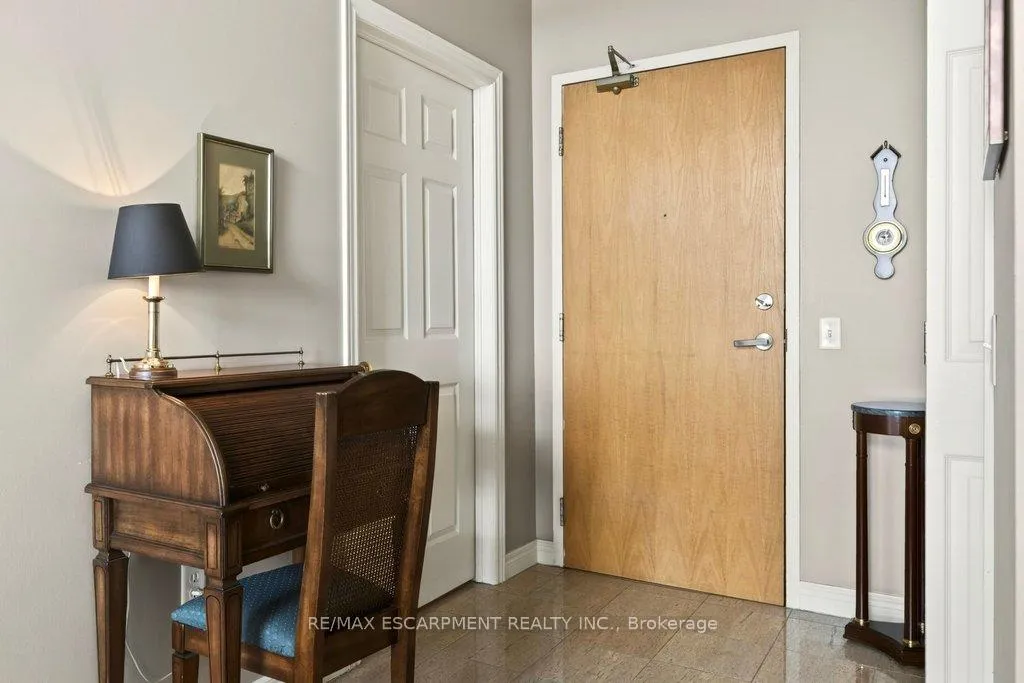 Photo 6 of Unit PH8, 2085 Amherst Heights Drive, Burlington, Brant Hills — HOMEH