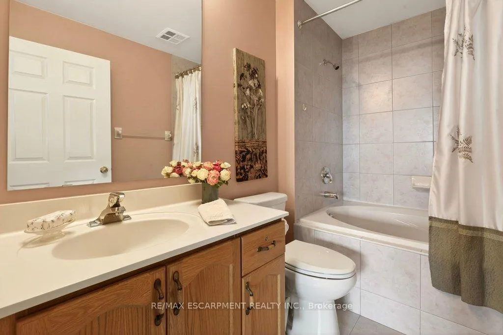 Photo 23 of Unit PH8, 2085 Amherst Heights Drive, Burlington, Brant Hills — HOMEH