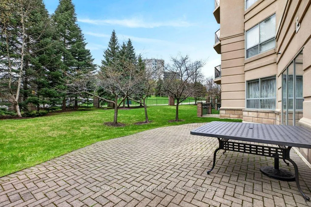 Photo 33 of Unit PH8, 2085 Amherst Heights Drive, Burlington, Brant Hills — HOMEH