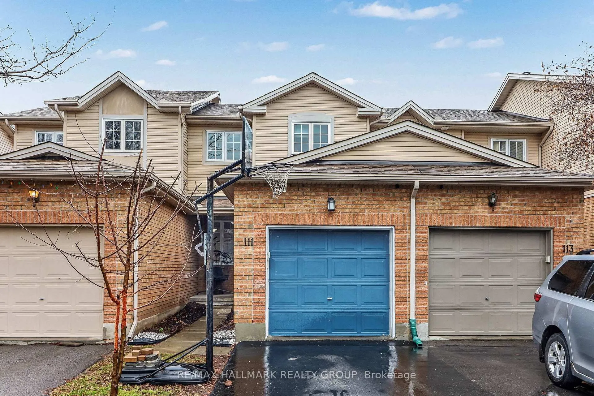 Photo 1 of 111 Ludlowe Street, Ottawa, Fallingbrook/Gardenway South — HOMEH
