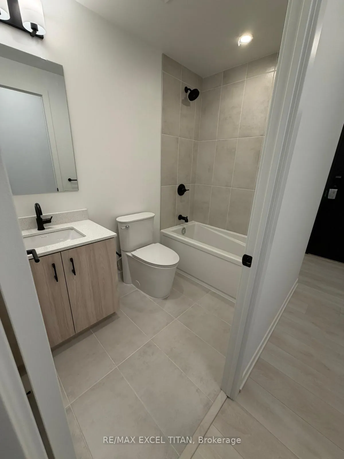 Photo 9 of Unit 430, 4878 Powers Common, Burlington, Appleby — HOMEH