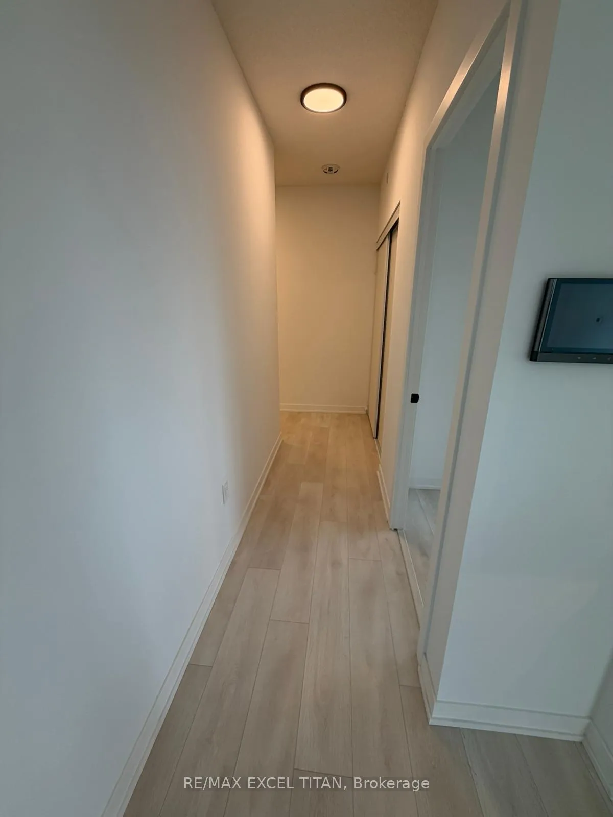Photo 10 of Unit 430, 4878 Powers Common, Burlington, Appleby — HOMEH