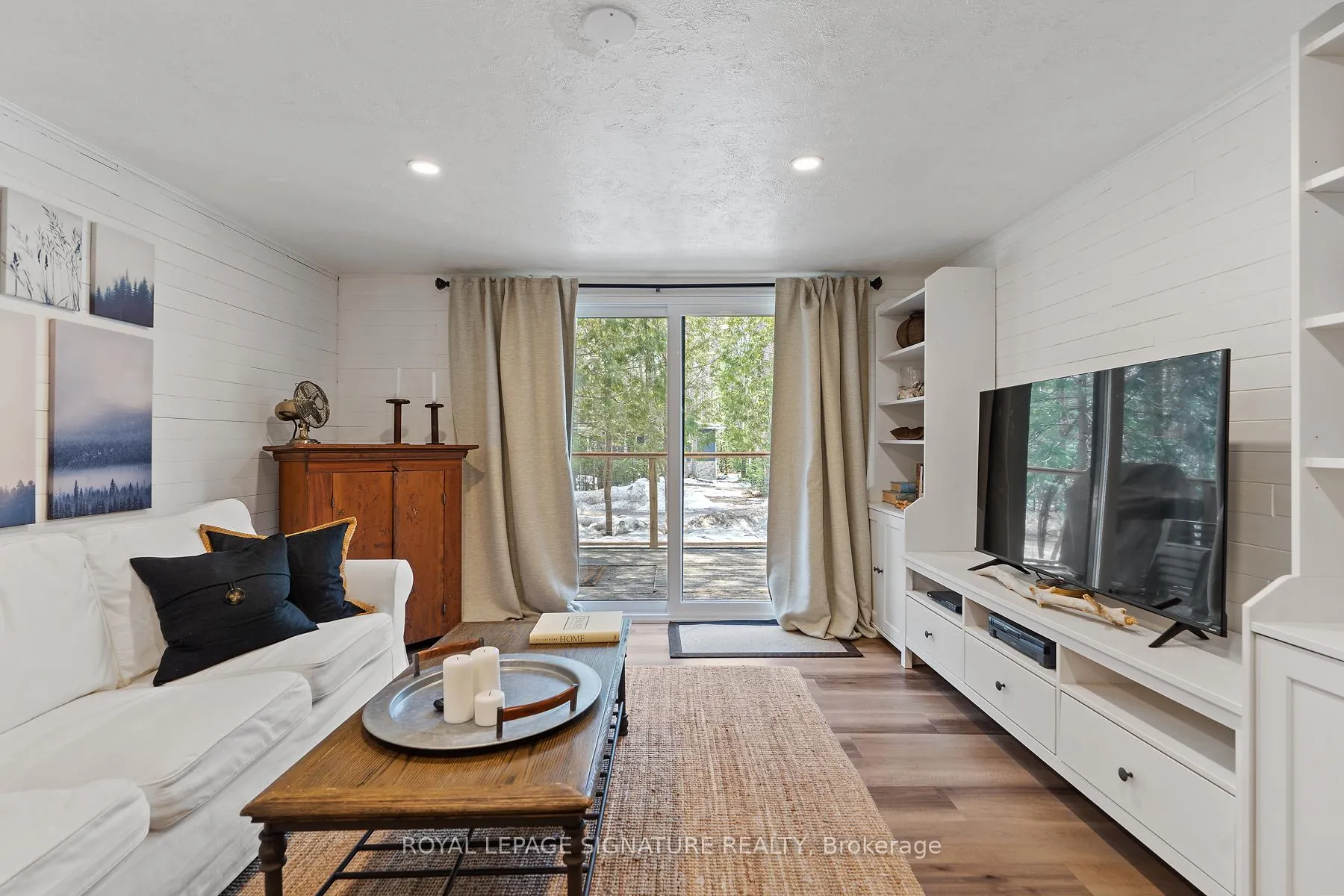 Photo 12 of 45 Robern Avenue, Tiny, Rural Tiny — HOMEH