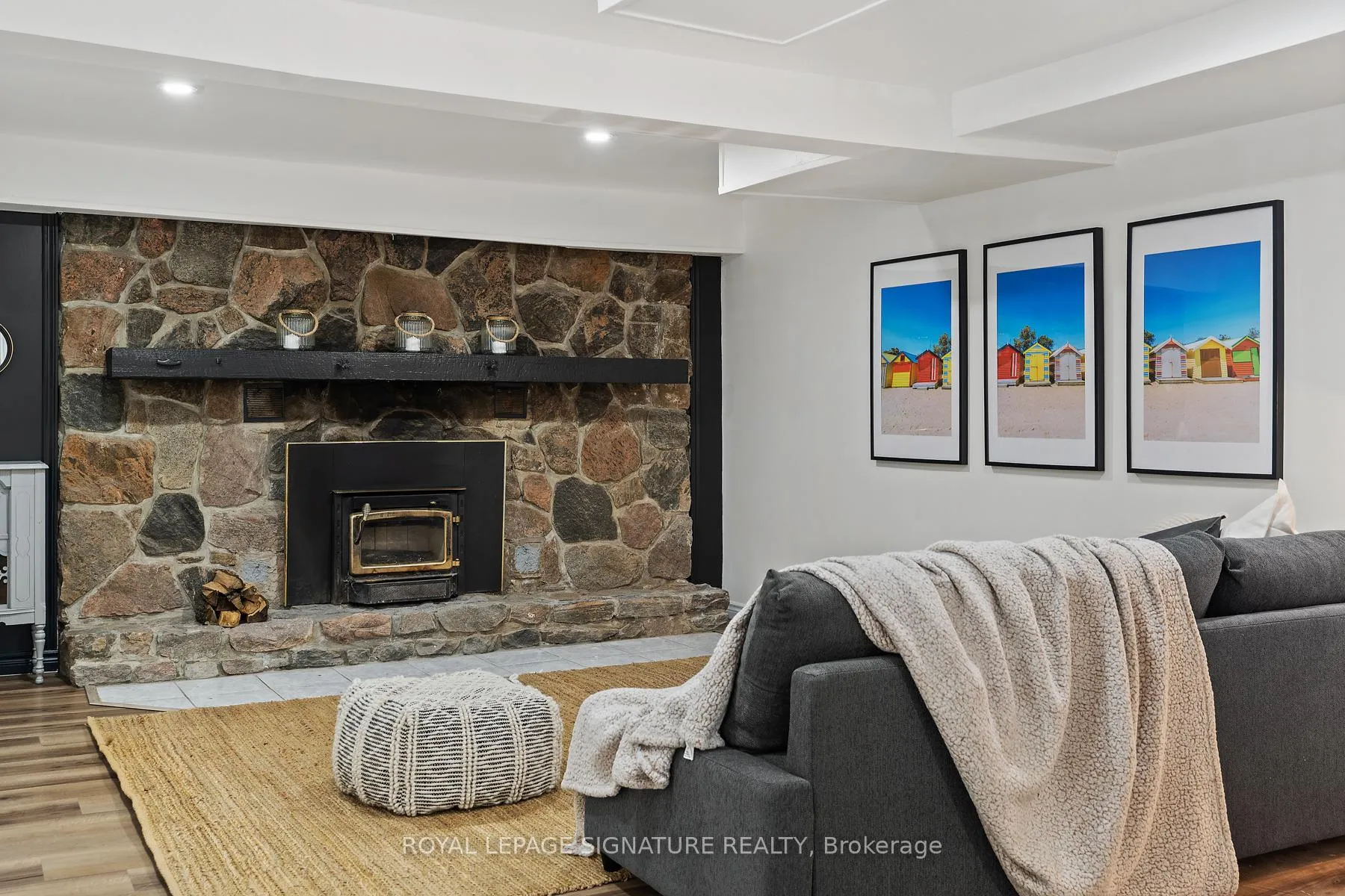 Photo 23 of 45 Robern Avenue, Tiny, Rural Tiny — HOMEH