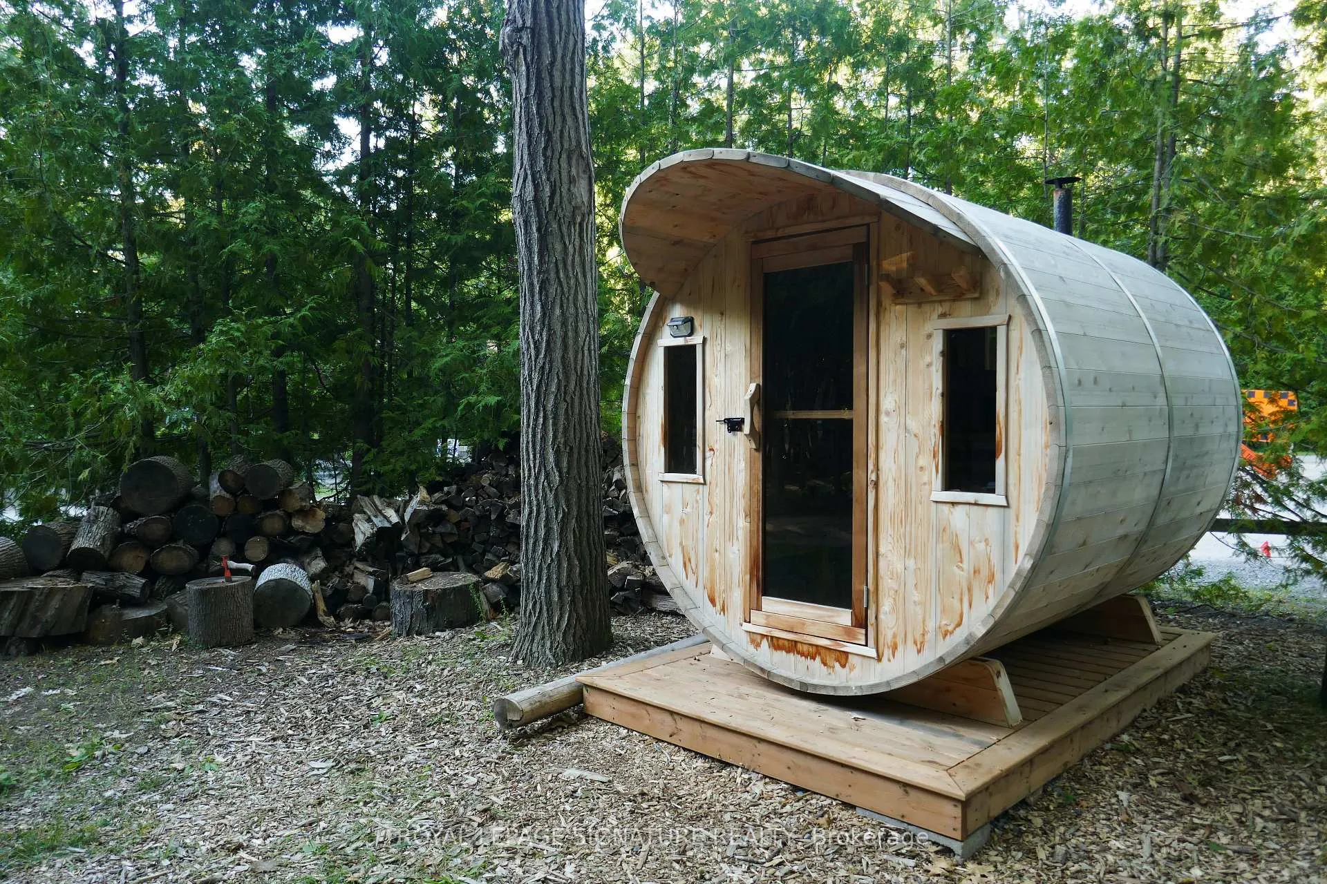 Photo 31 of 45 Robern Avenue, Tiny, Rural Tiny — HOMEH