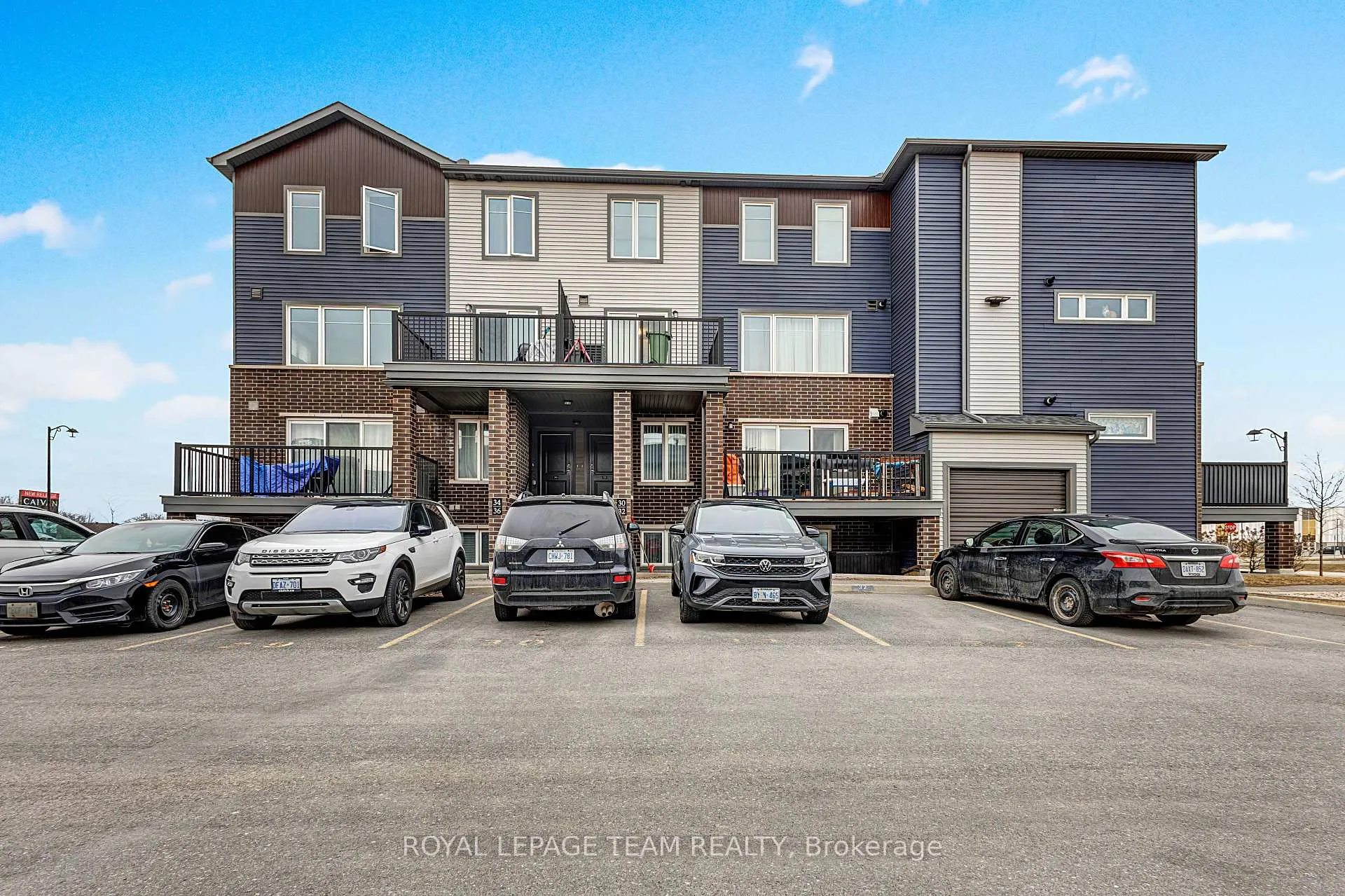 Photo 1 of 36 Affinity Private, Ottawa, Barrhaven - Heritage Park — HOMEH