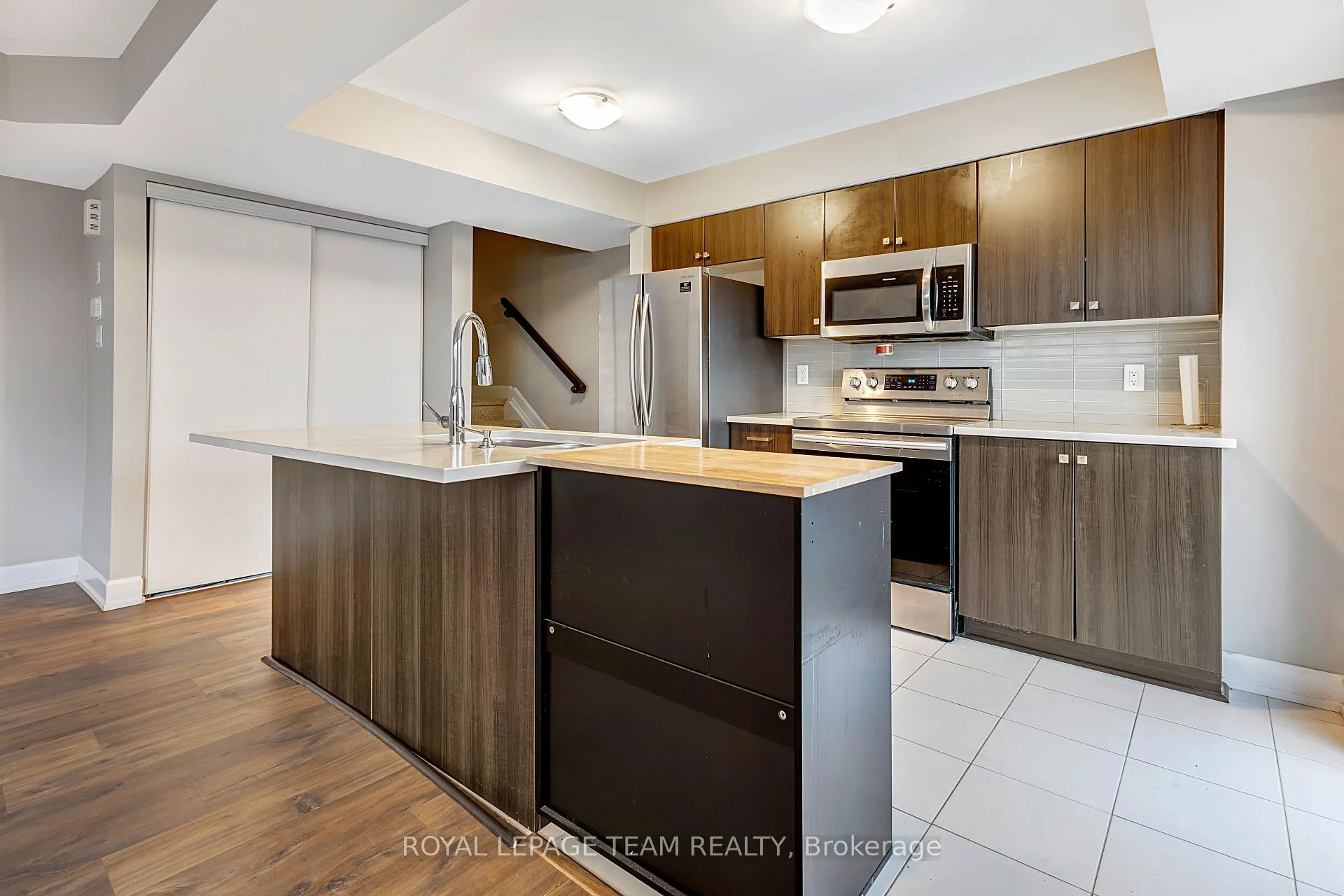 Photo 9 of 36 Affinity Private, Ottawa, Barrhaven - Heritage Park — HOMEH