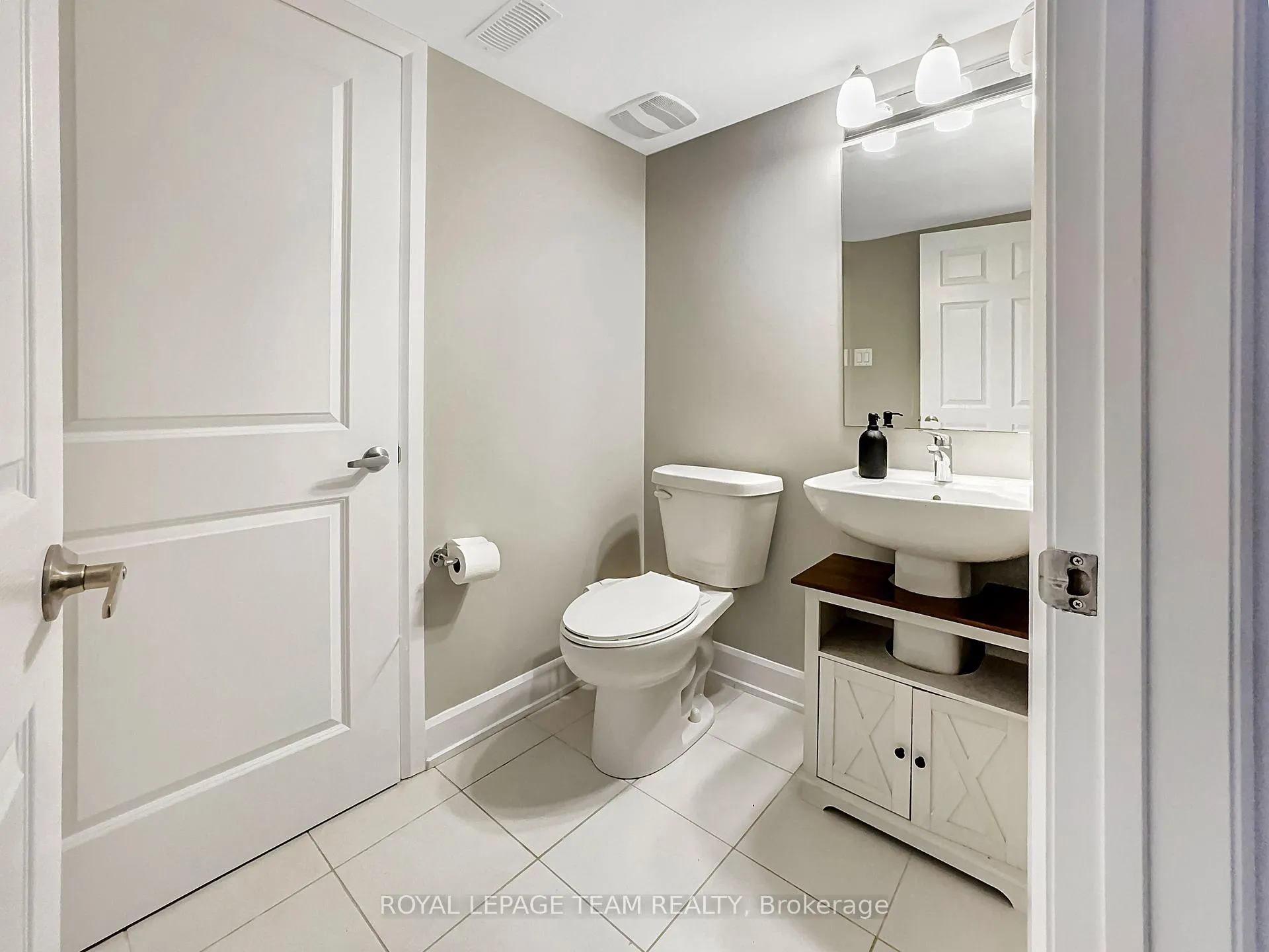 Photo 13 of 36 Affinity Private, Ottawa, Barrhaven - Heritage Park — HOMEH
