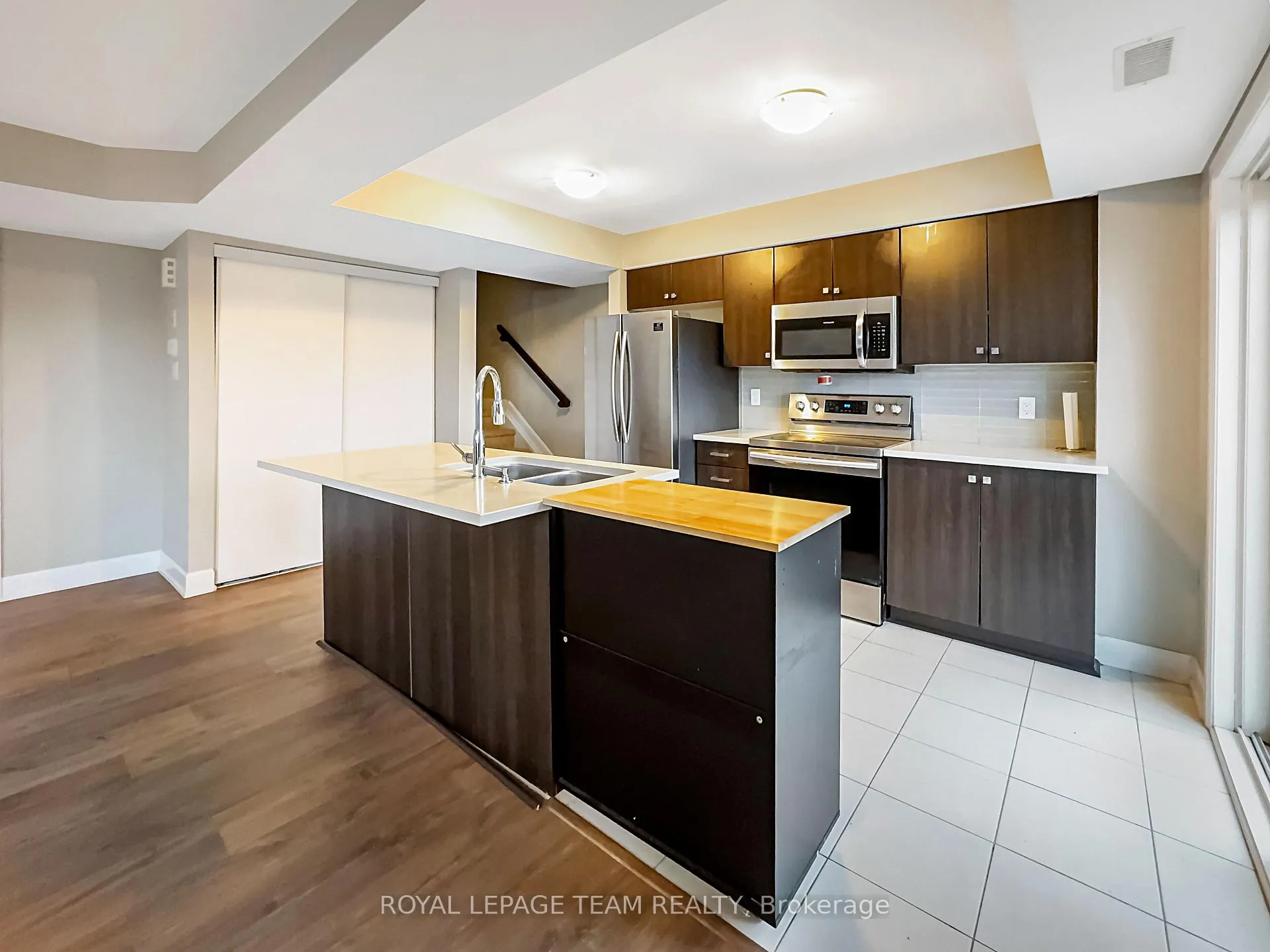 Photo 14 of 36 Affinity Private, Ottawa, Barrhaven - Heritage Park — HOMEH