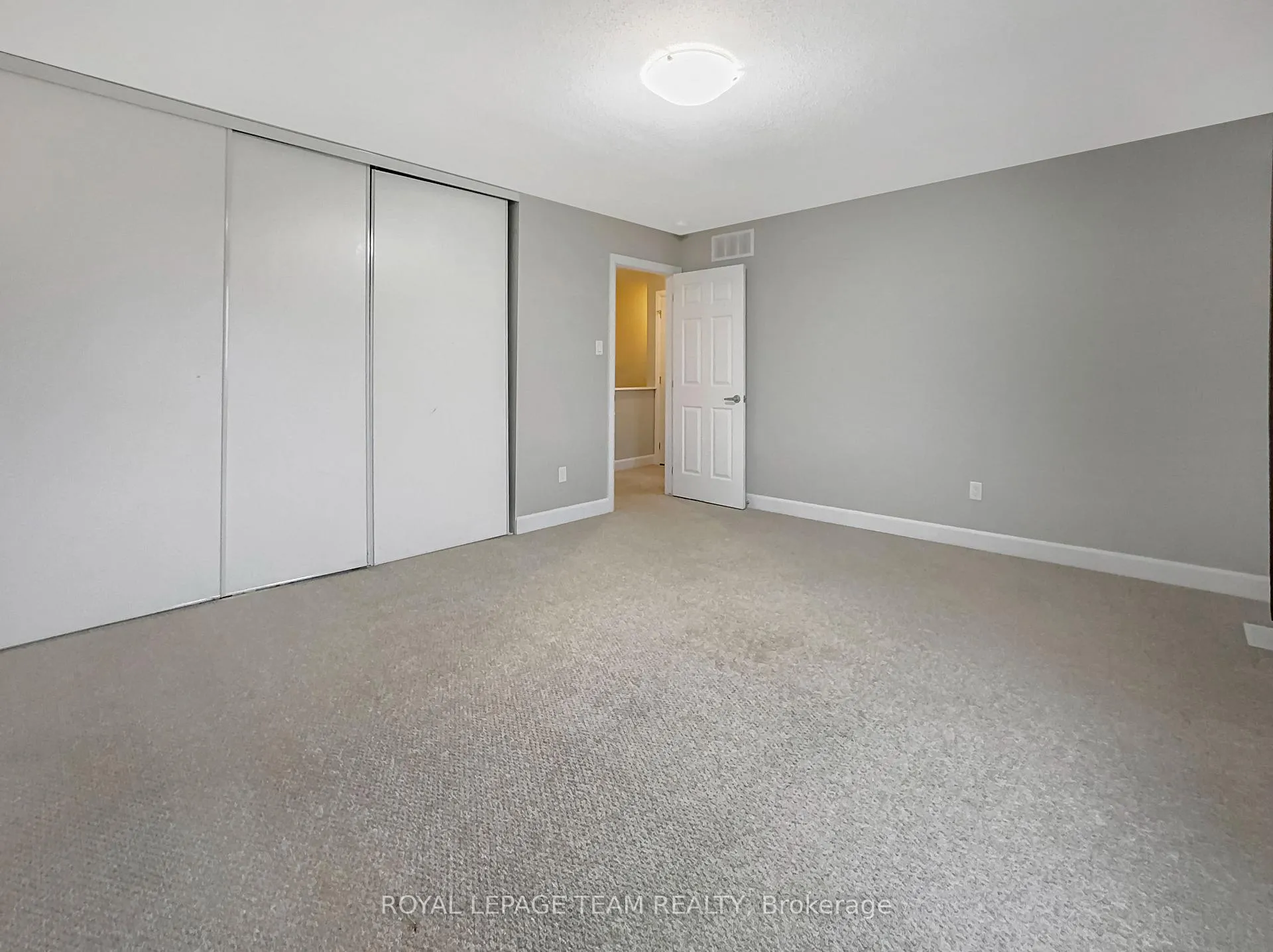 Photo 18 of 36 Affinity Private, Ottawa, Barrhaven - Heritage Park — HOMEH