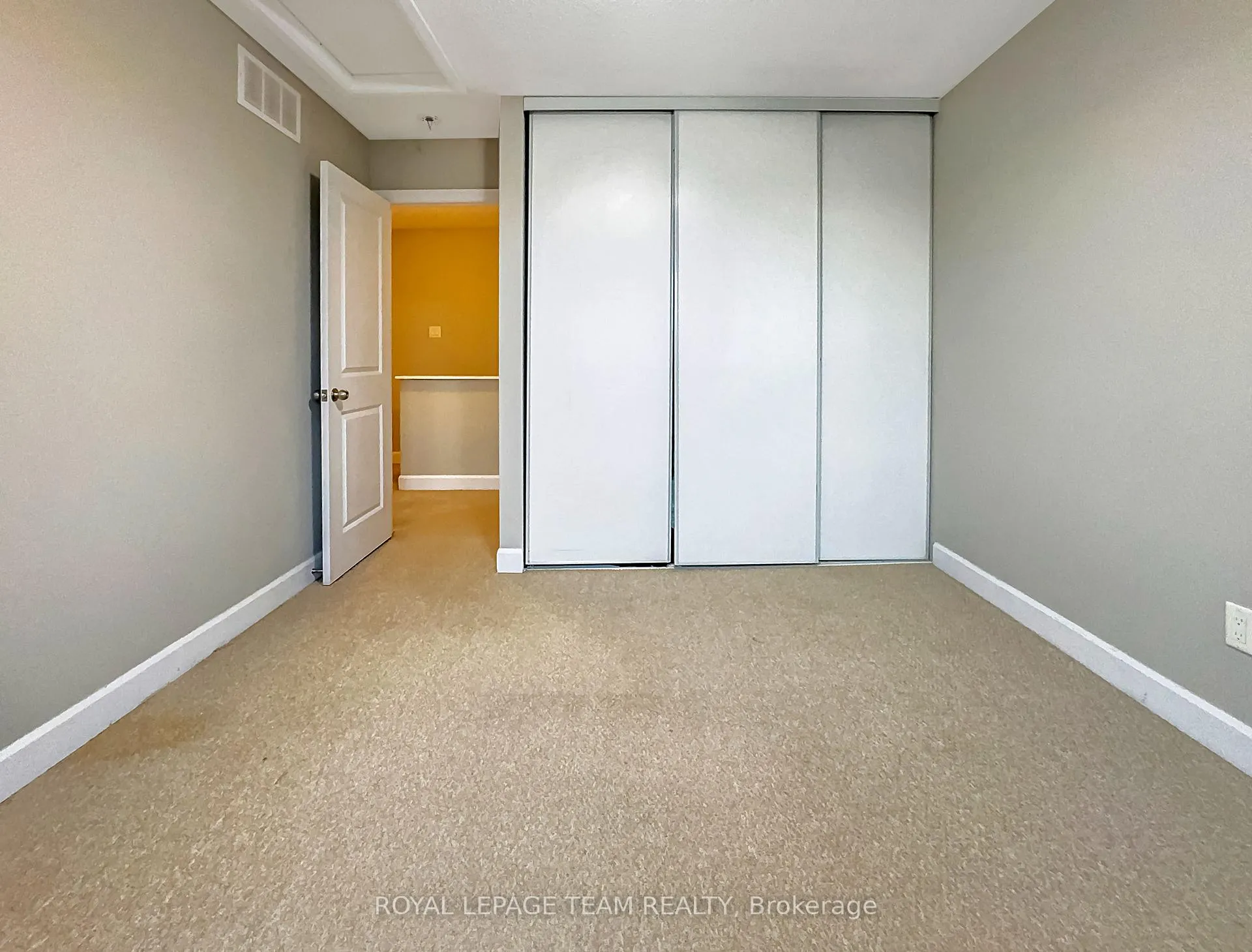 Photo 21 of 36 Affinity Private, Ottawa, Barrhaven - Heritage Park — HOMEH