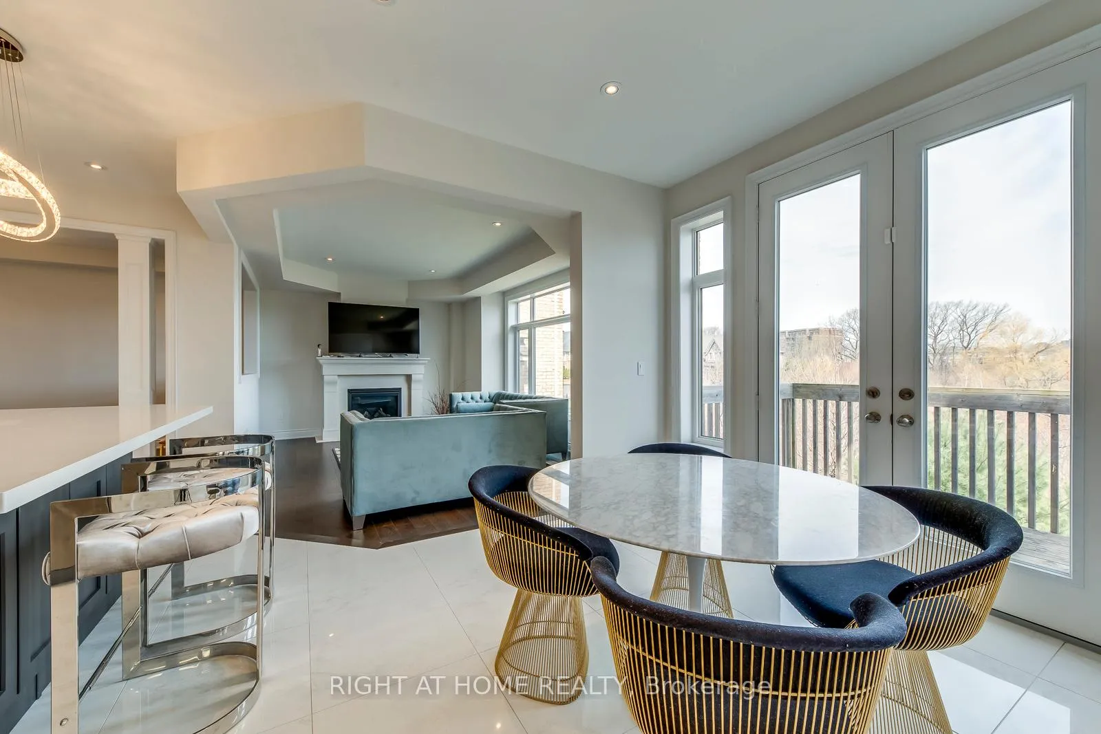 Photo 24 of 2441 Chateau Common, Oakville, Bronte Creek — HOMEH