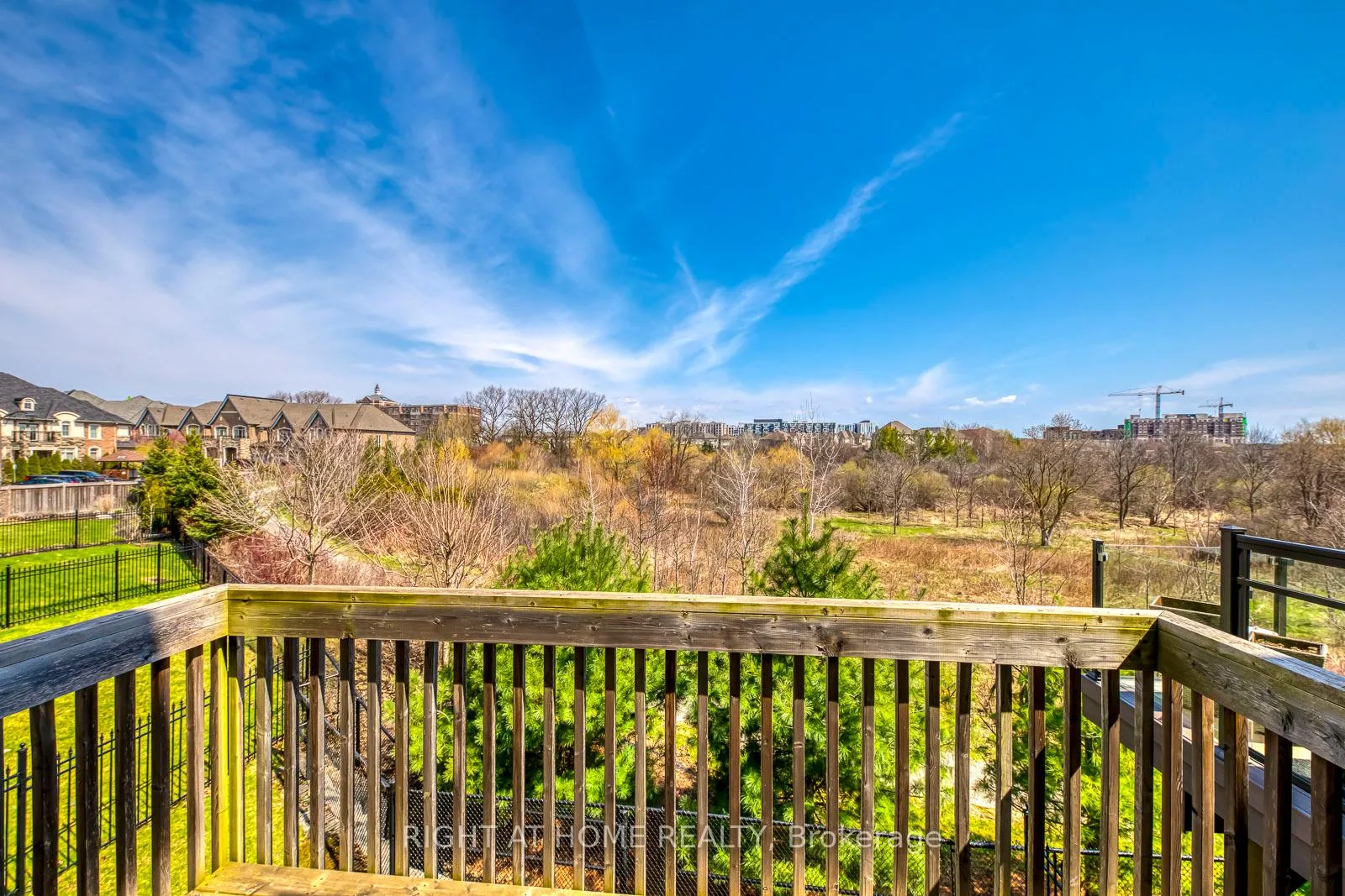 Photo 25 of 2441 Chateau Common, Oakville, Bronte Creek — HOMEH