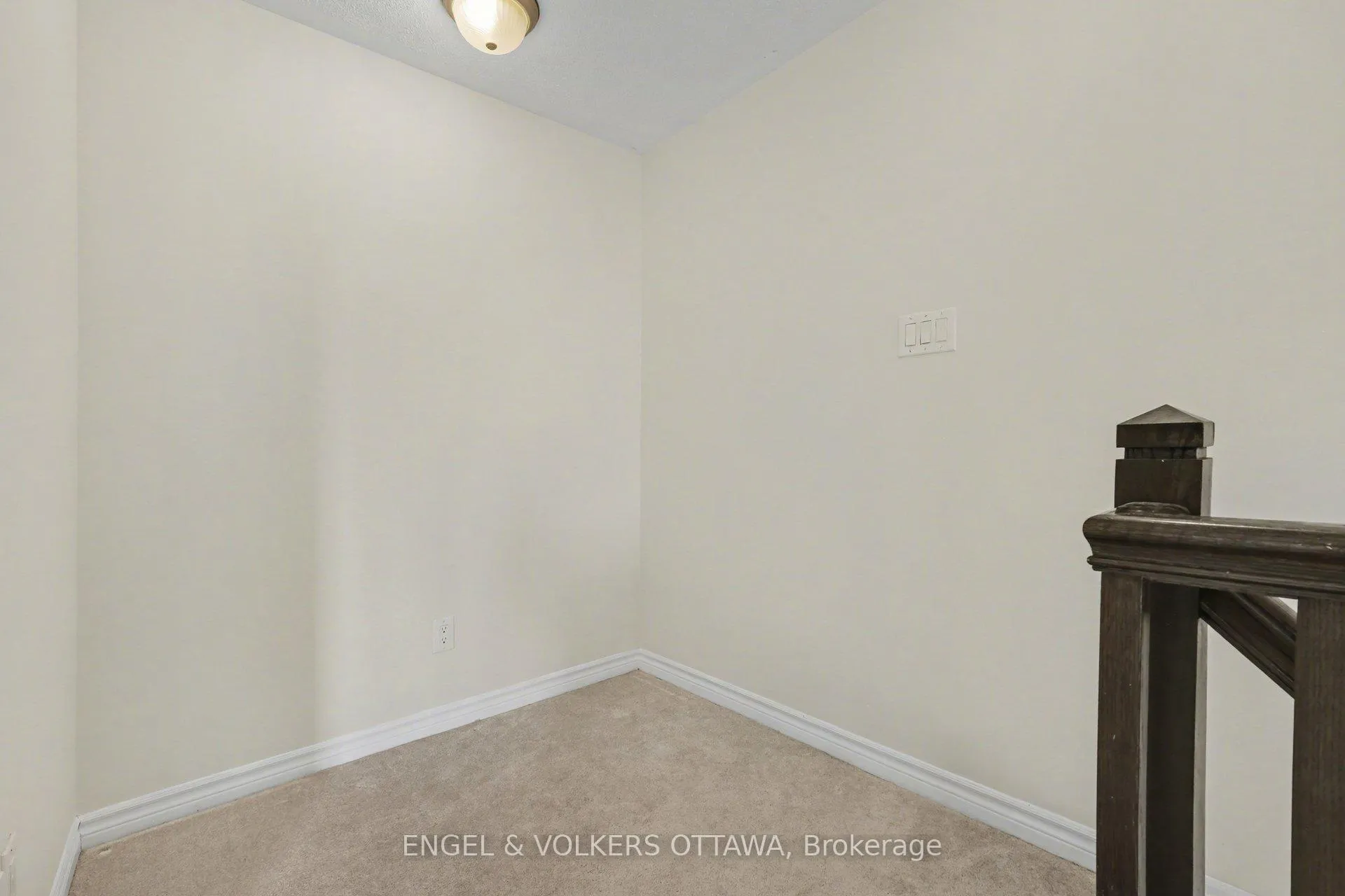 Photo 19 of 575 Roundleaf Way, Ottawa, Kanata - Emerald Meadows/Trailwest — HOMEH