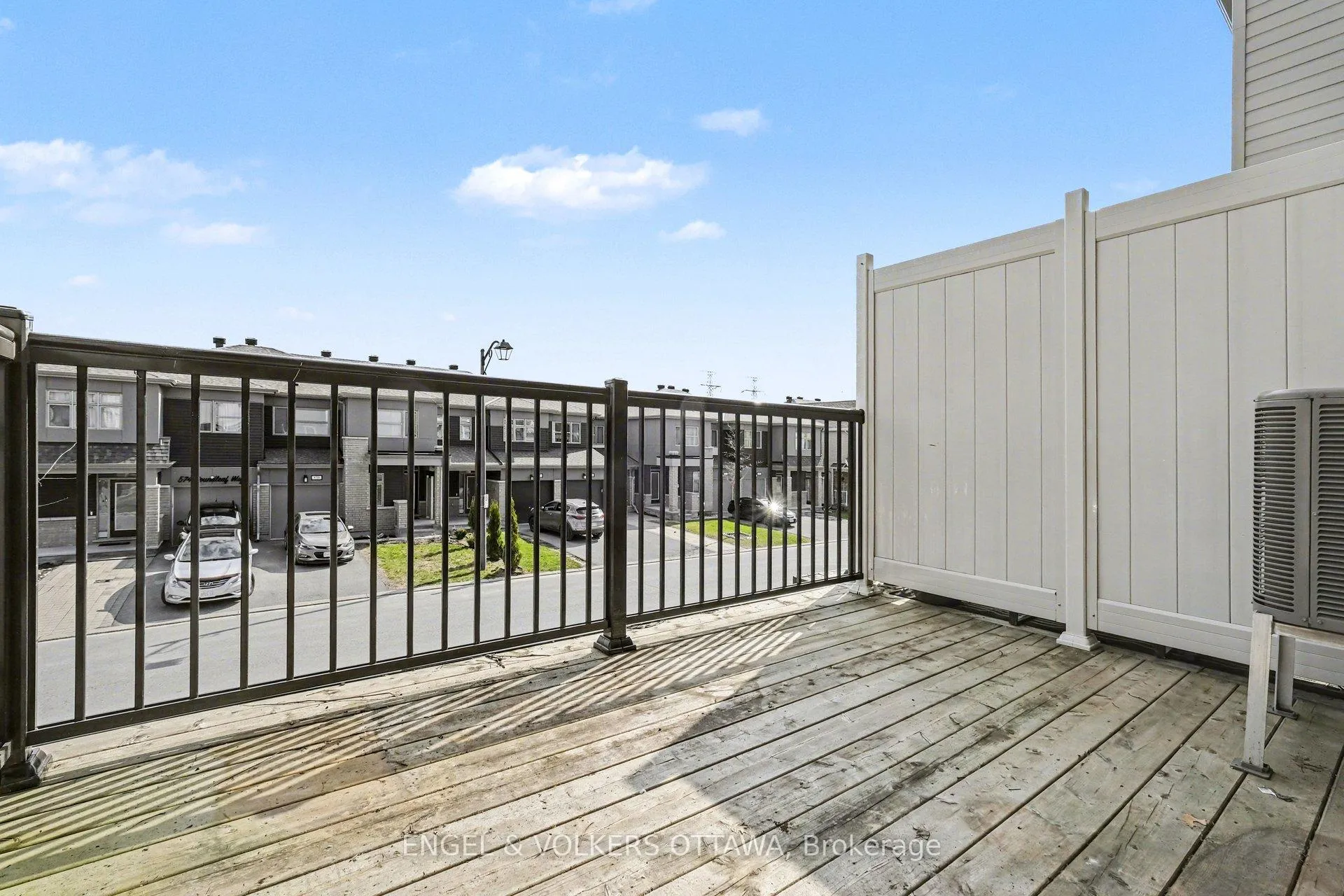 Photo 30 of 575 Roundleaf Way, Ottawa, Kanata - Emerald Meadows/Trailwest — HOMEH