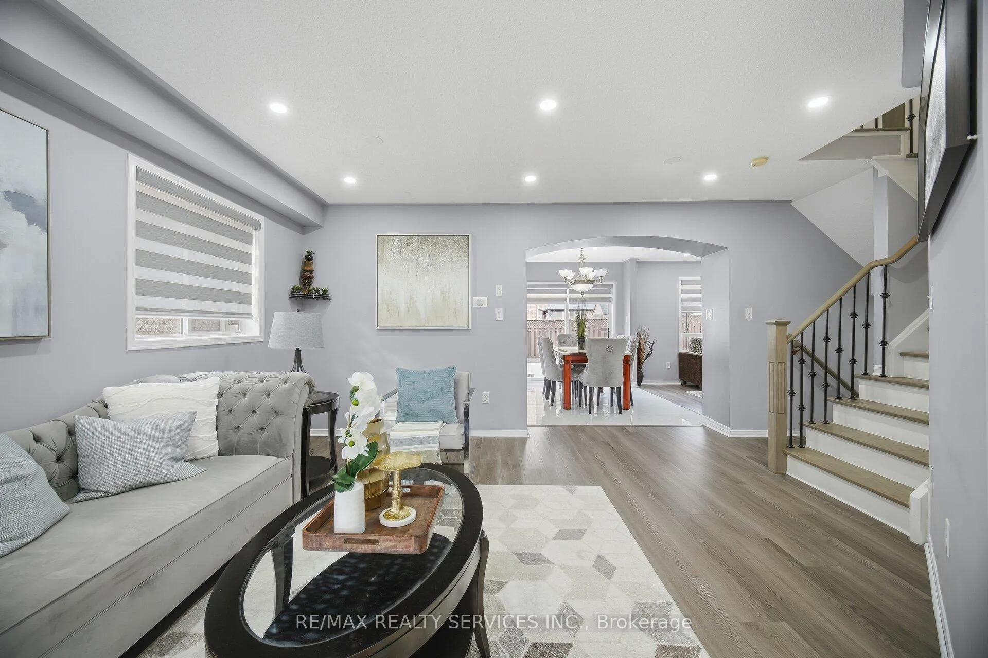 Photo 10 of 11 Poplar Plains Road, Brampton, Fletcher's Meadow — HOMEH