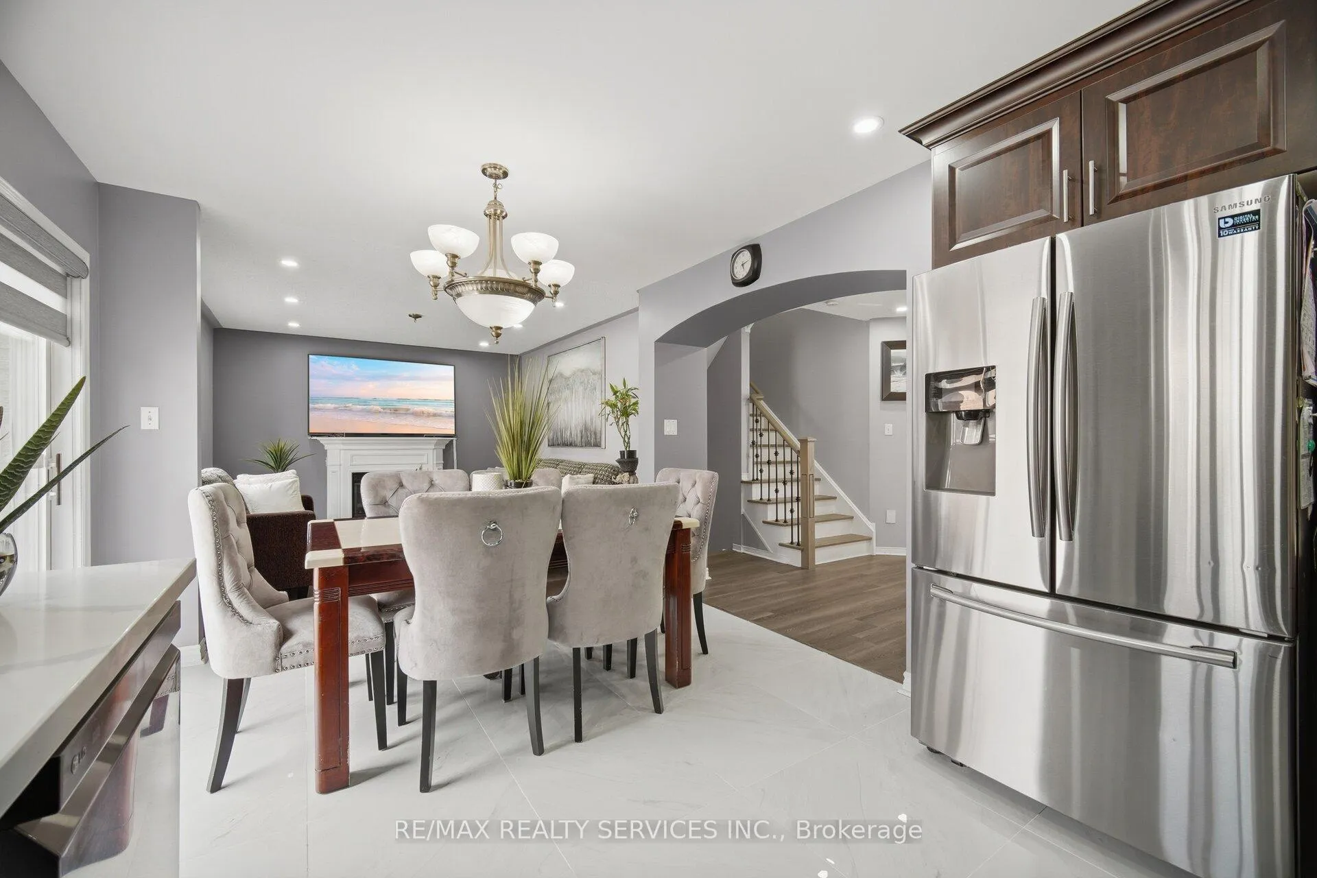 Photo 14 of 11 Poplar Plains Road, Brampton, Fletcher's Meadow — HOMEH