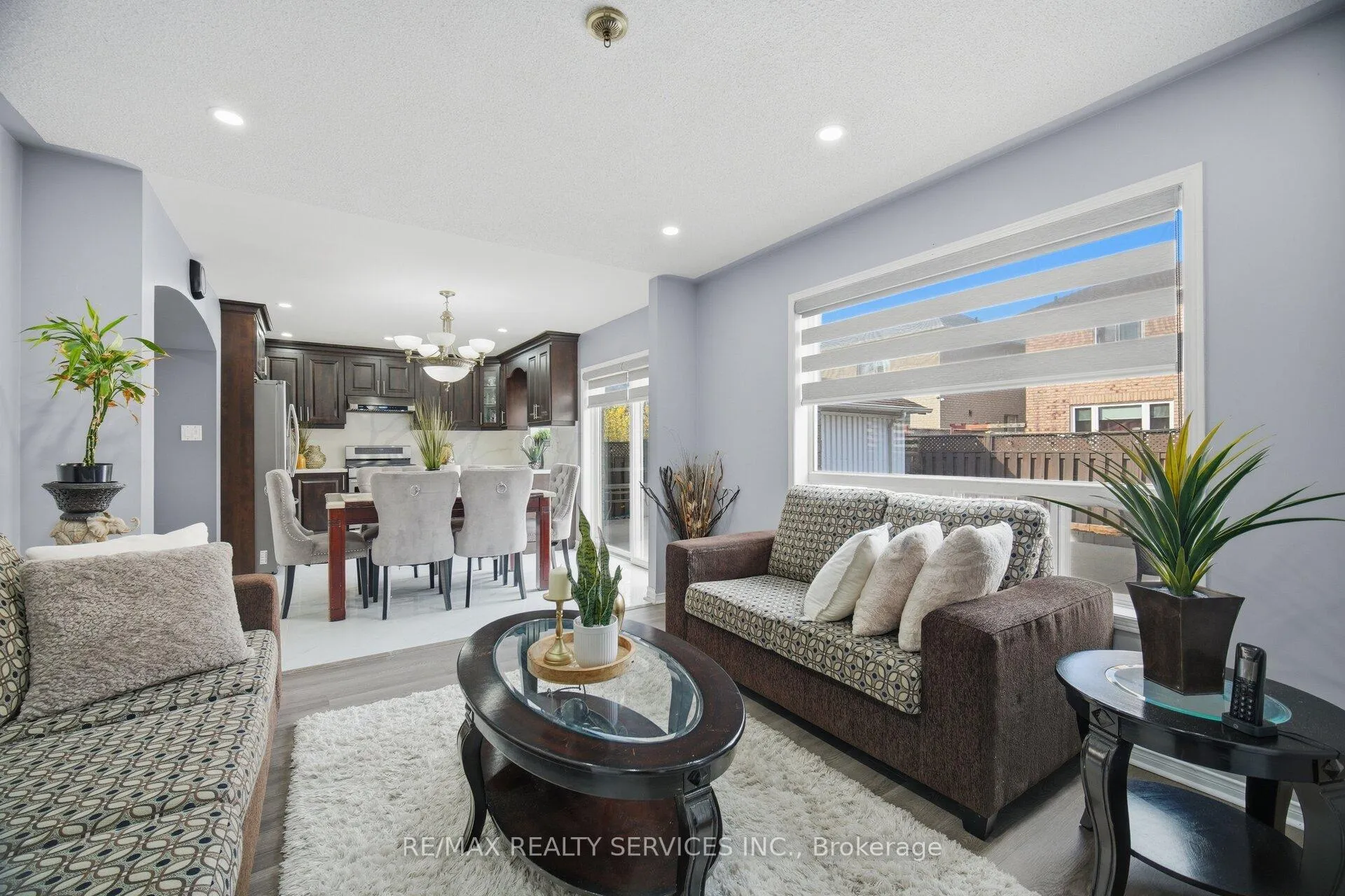 Photo 19 of 11 Poplar Plains Road, Brampton, Fletcher's Meadow — HOMEH