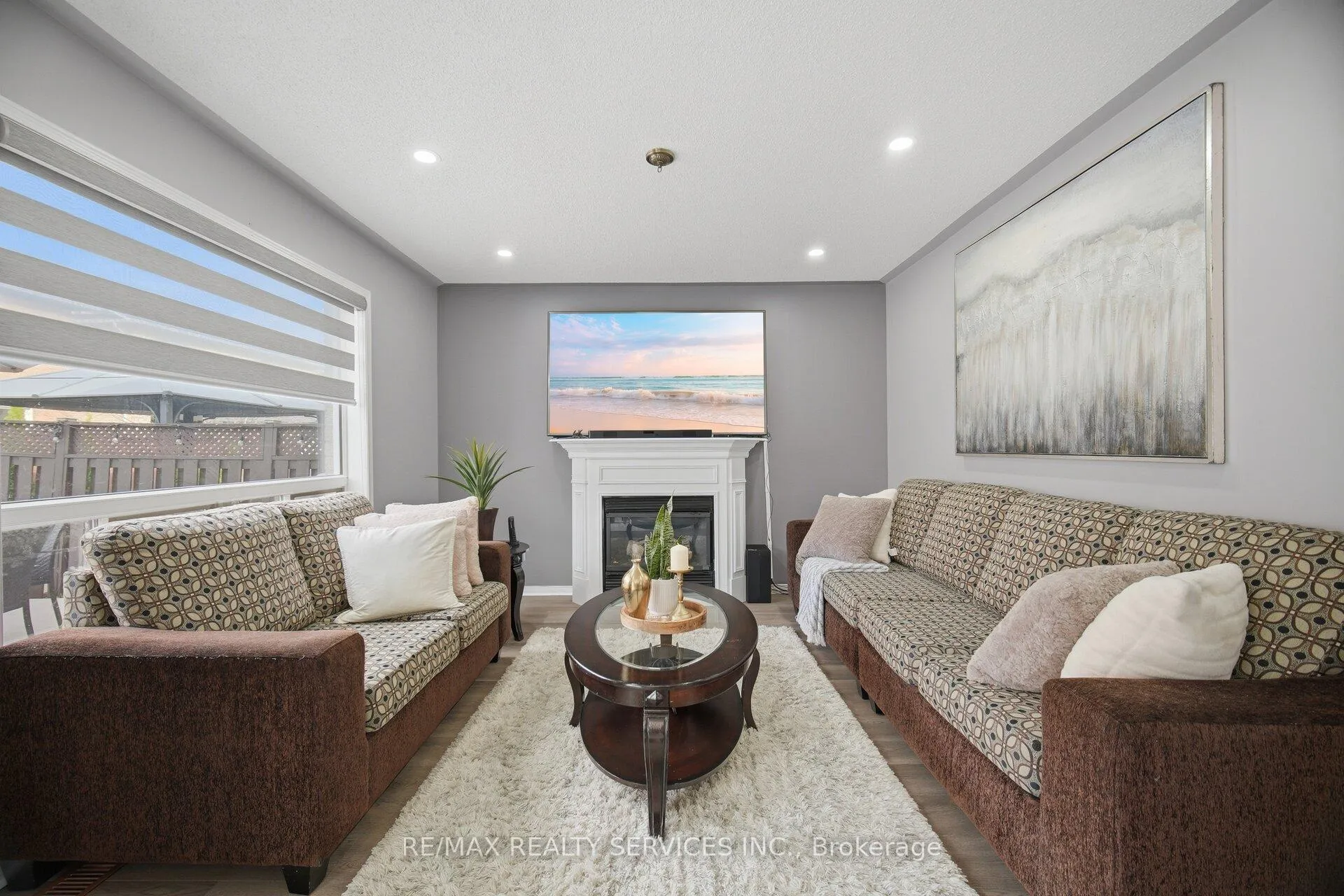 Photo 20 of 11 Poplar Plains Road, Brampton, Fletcher's Meadow — HOMEH