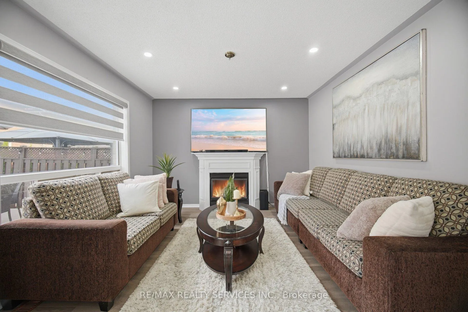 Photo 21 of 11 Poplar Plains Road, Brampton, Fletcher's Meadow — HOMEH