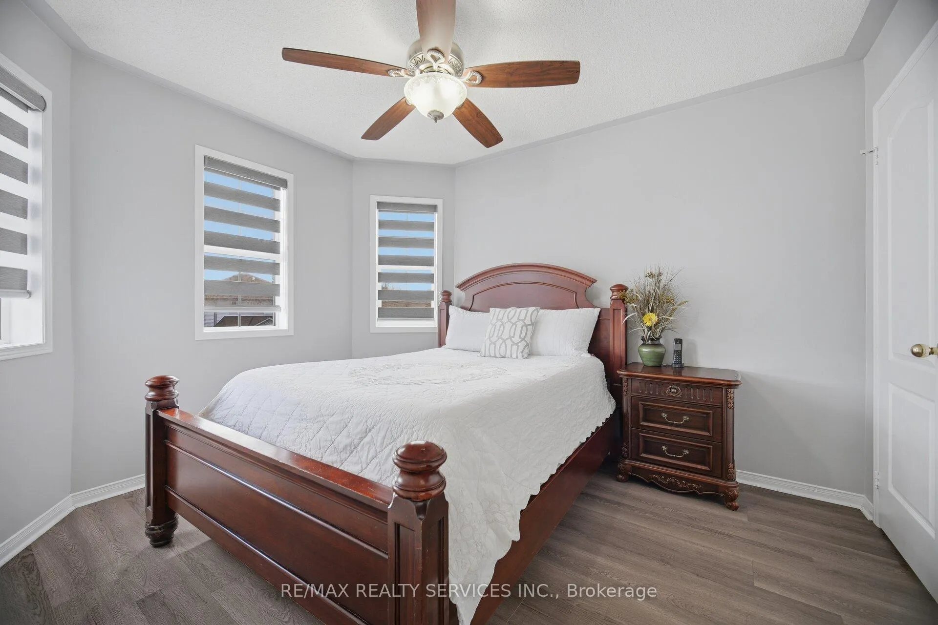 Photo 33 of 11 Poplar Plains Road, Brampton, Fletcher's Meadow — HOMEH