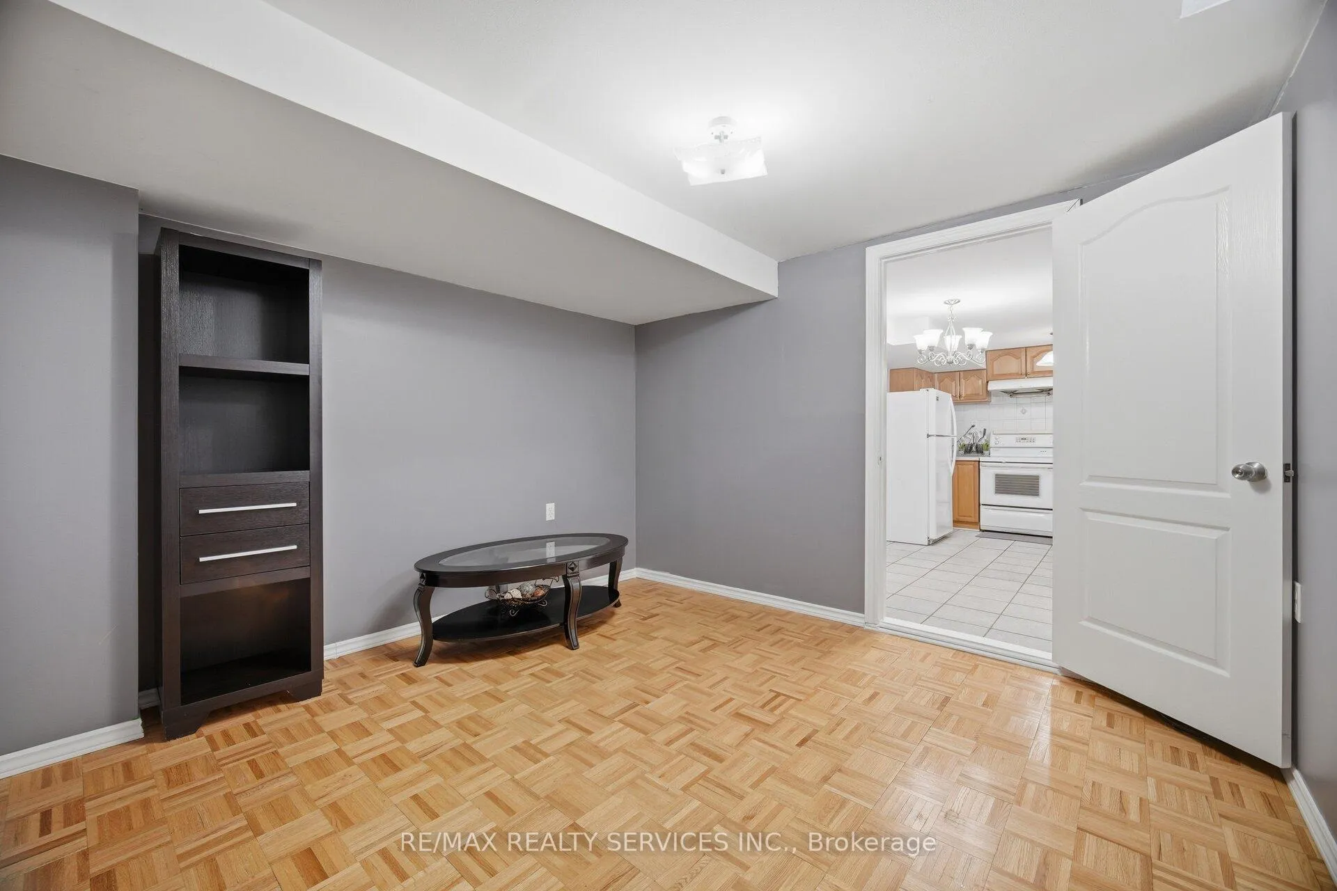 Photo 43 of 11 Poplar Plains Road, Brampton, Fletcher's Meadow — HOMEH